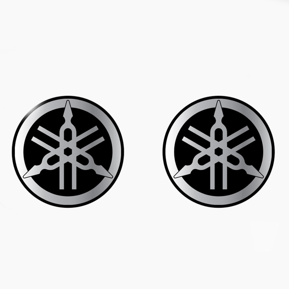 YAMAHA TMAX SISSY BAR VE DİREKSİYON GÜMÜŞ YAMAHA LOGOSU 2 ADET