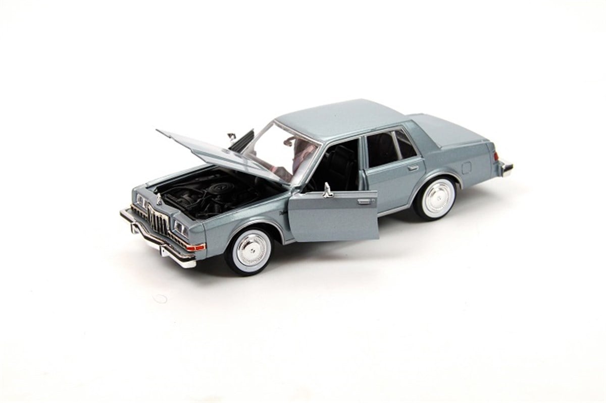 1986 Dodge Diplomat Salon 1:24 Model Araba Motor Max MM-73333