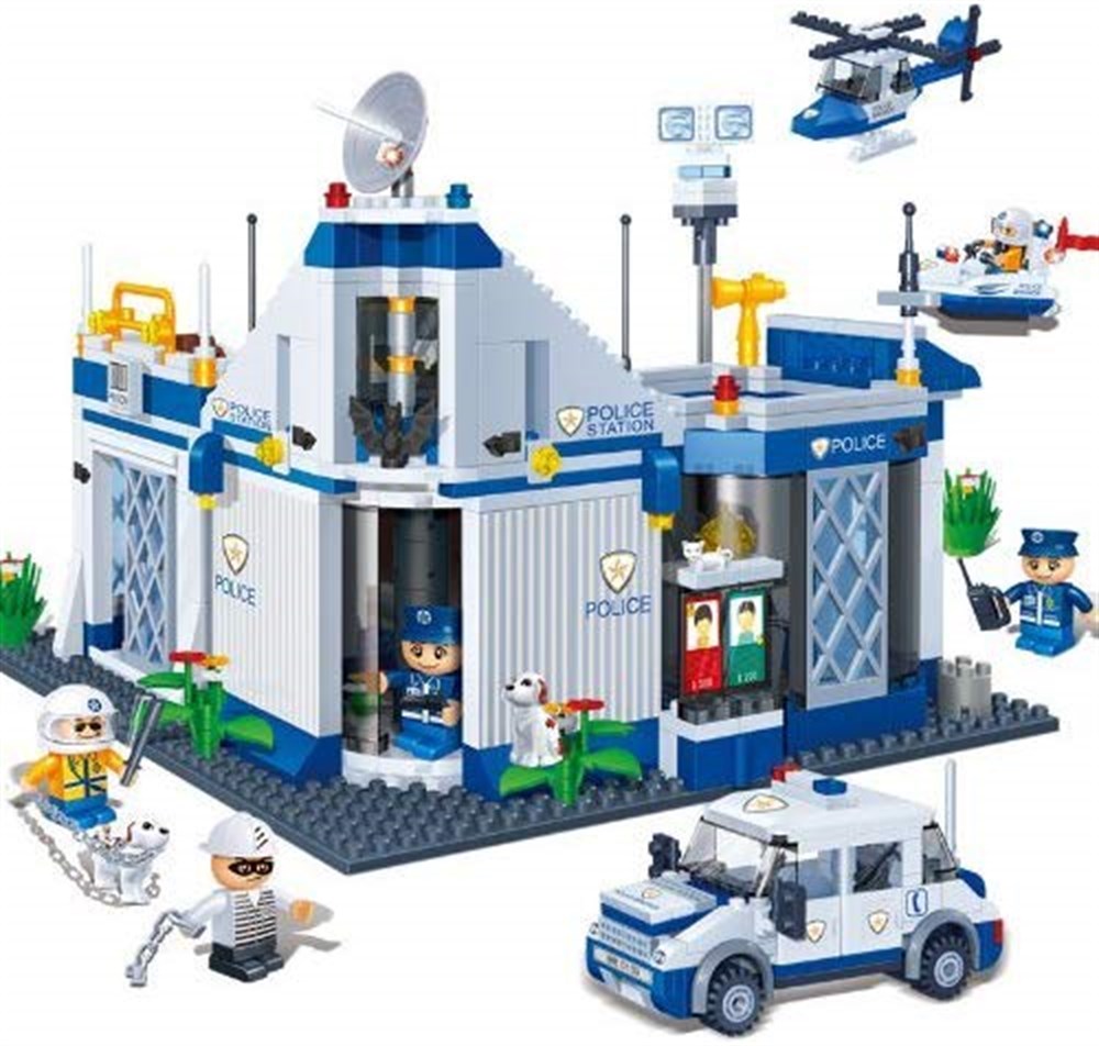 Banbao Lego Setleri, Banbao, Banbao Lego Seti 8341 Polis Karakolu 718 Parça