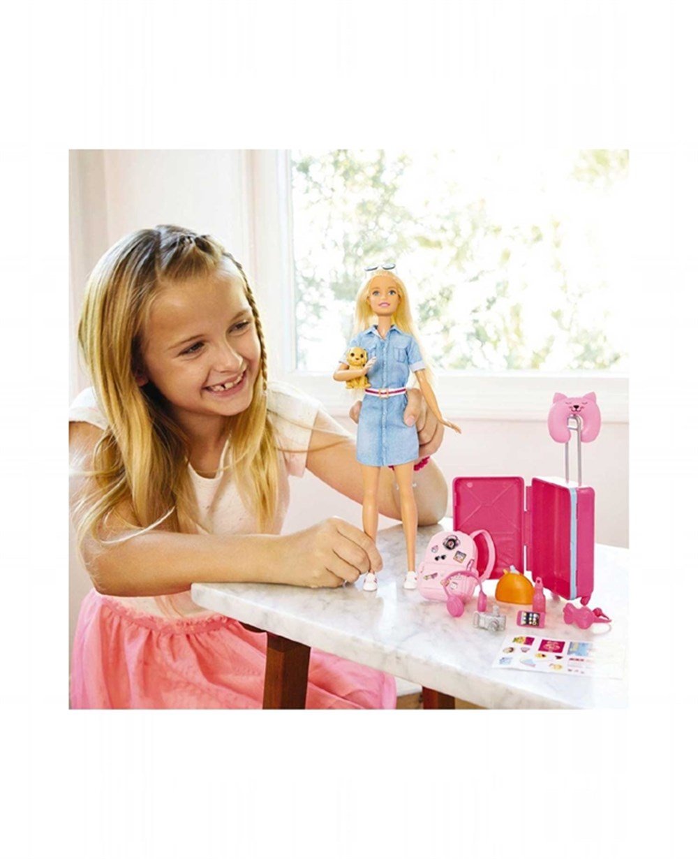 Breadcrumbut, Barbie, Barbie Seyahatte Bebeği ve Aksesuarları FWV25