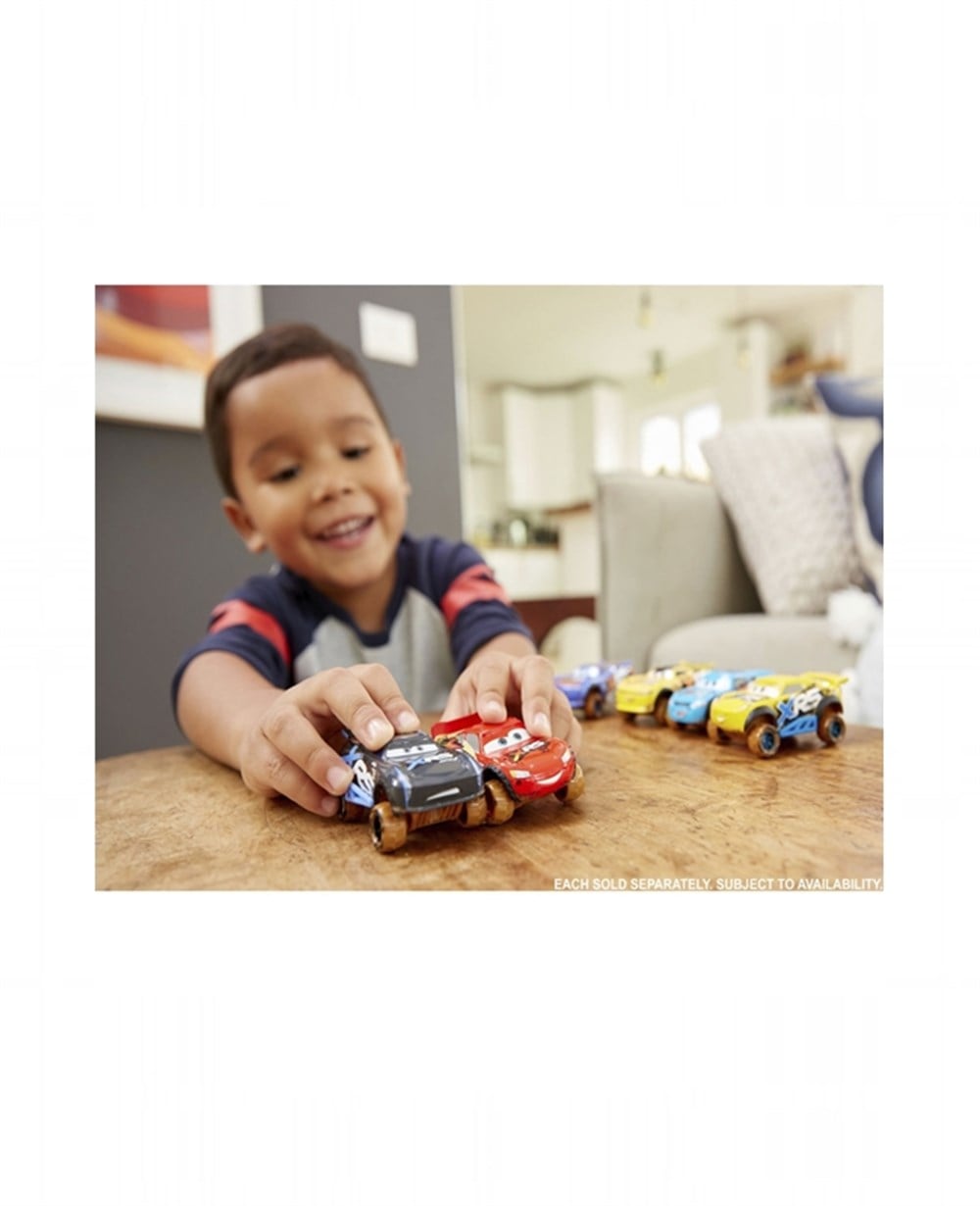 Breadcrumbut, ŞİMŞEK MCQUEEN, Cars Mini Karakter Araçlar Sürpriz Paket GKD78
