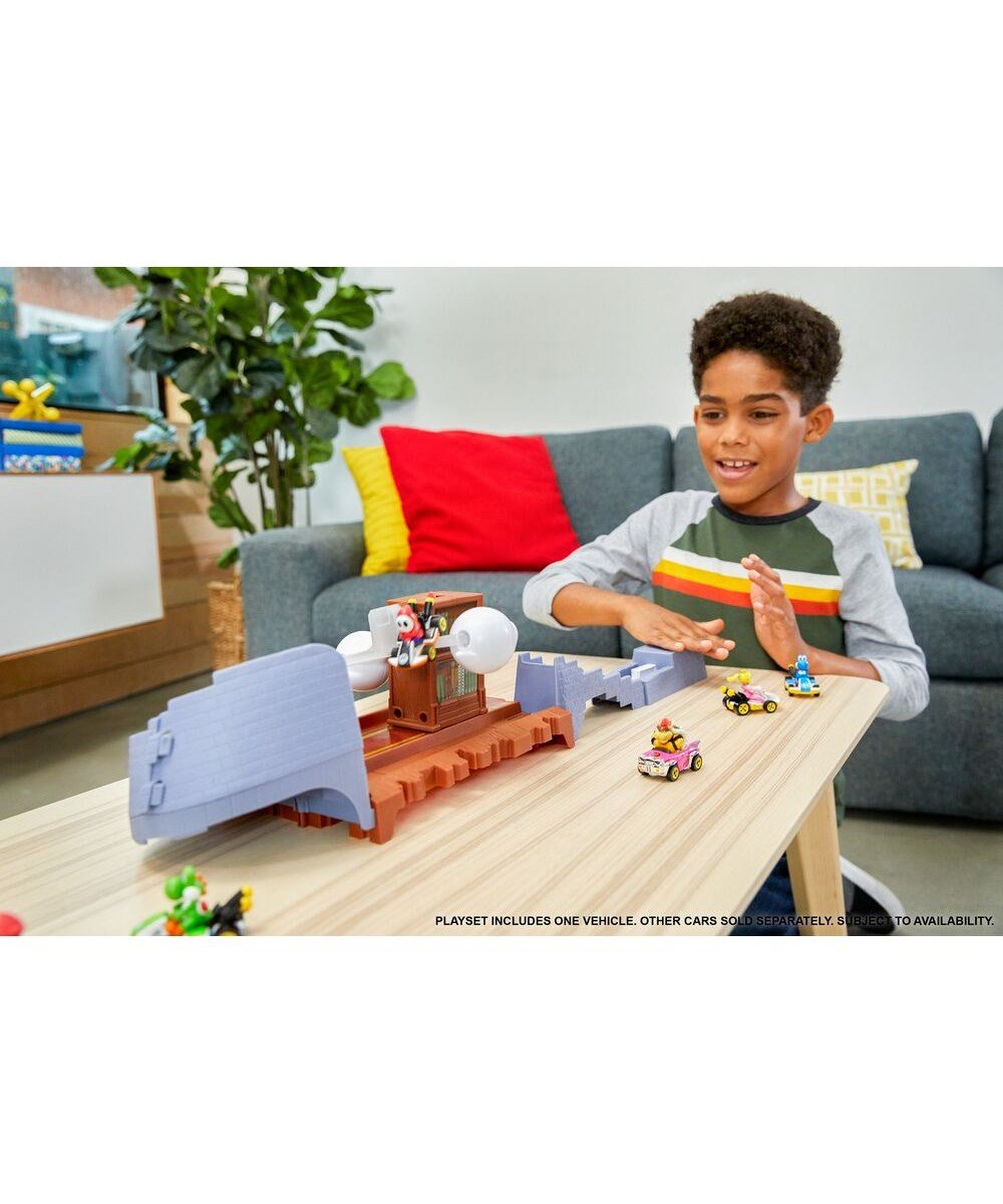 Breadcrumbut, Hot Wheels, Hot Wheels Mario Kart Çılgın Yaratıklar Oyun Seti GCP26 GNM23 Boo's Spooky Sprint