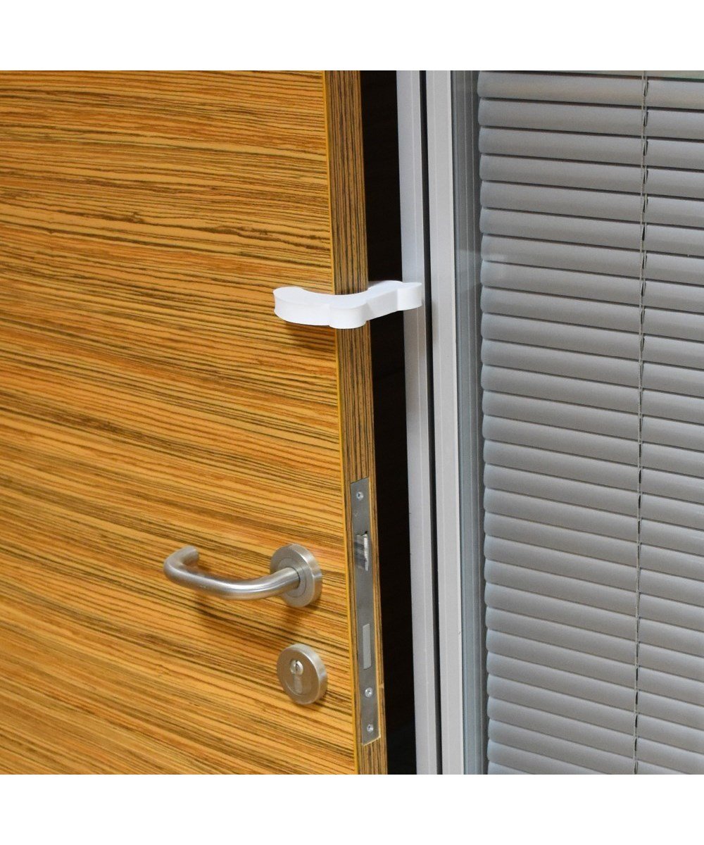 Breadcrumbut, SEVİ BEBE, KAPI DURDURUCU