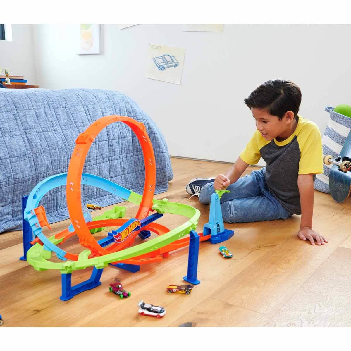 Hot Wheels Oyun Setleri, Hot Wheels, Hot Wheels Bumerang Çemberli Yarış Pisti HTK16