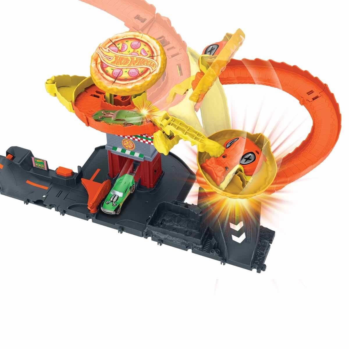 Hot Wheels Oyun Setleri, Hot Wheels, Hot Wheels Pizza Slam Kobra Saldırısı Oyun Seti HTN81