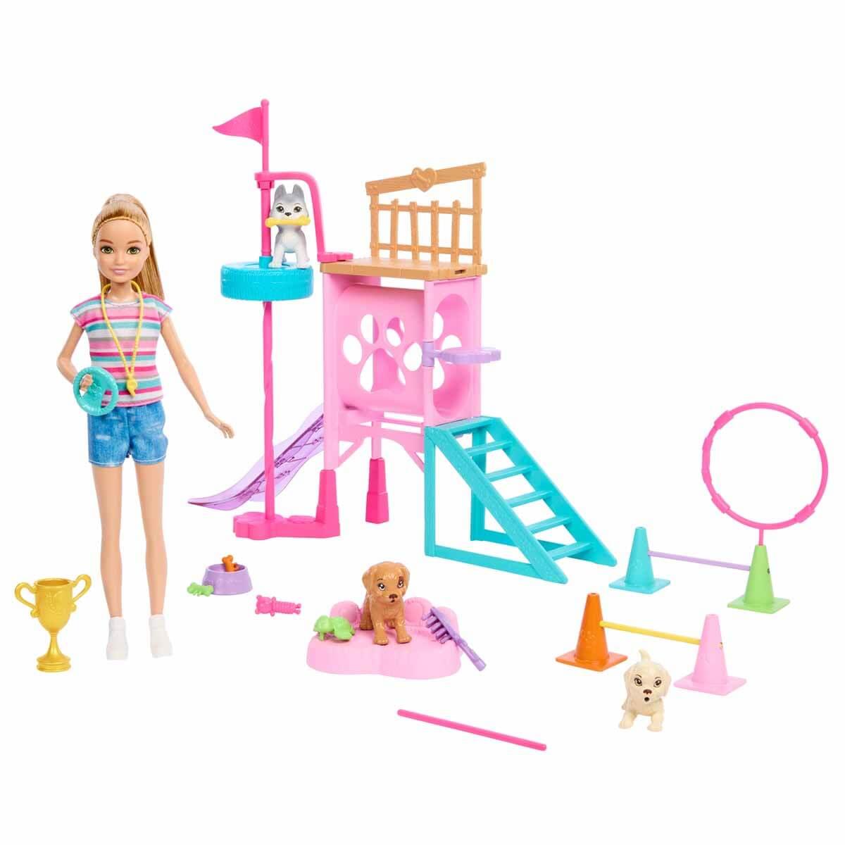 Manken Bebekler, Barbie, Barbie Stacie'nin Köpekçik Oyun Parkı HRM10