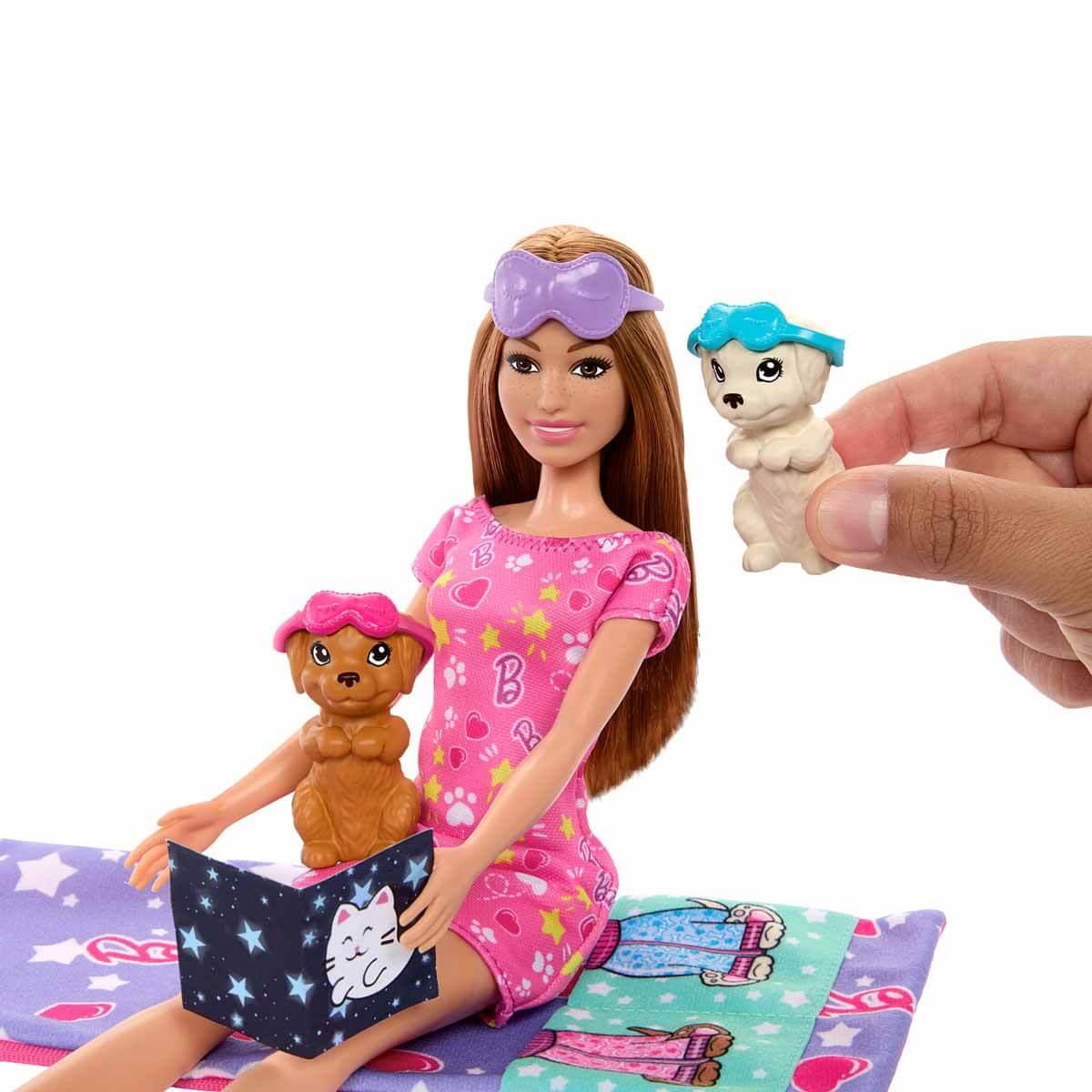 Manken Bebekler, Barbie, Barbie ve Köpekçikleri Pijama Partisi HXN01
