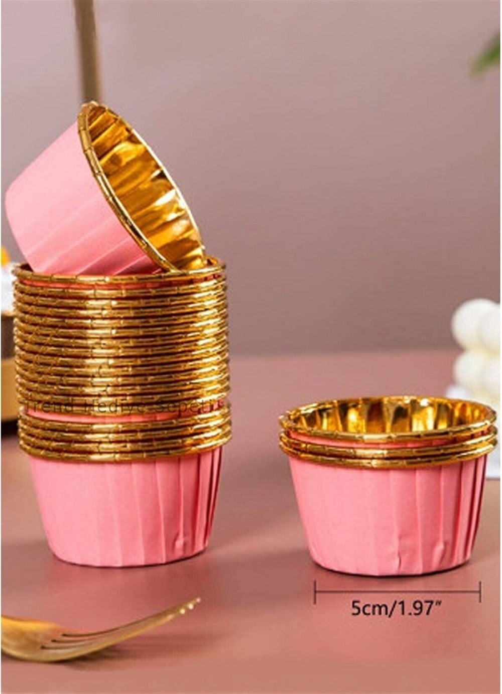 Muffin Kek KapsülleriKağıt Muffin Kek ve Sufle Kapsülü Pembe İçi Metalik Gold 25'liRoll Up