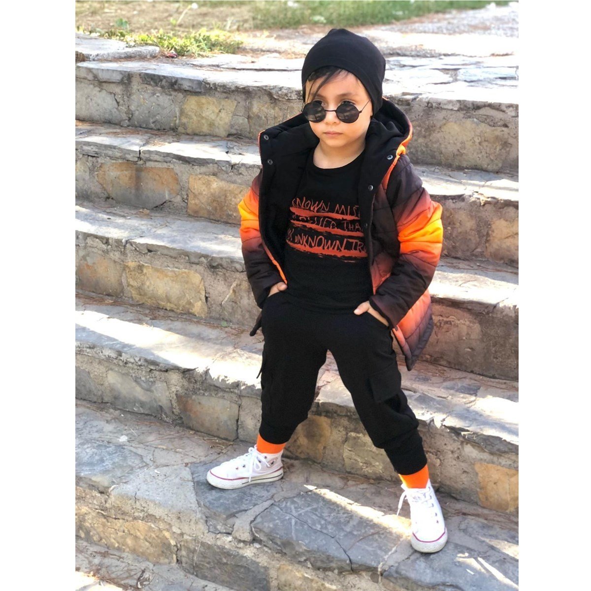 Erkek Çocuk 4'lü Eşofman Mont Takım-Erkek Çocuk Mont-Erkek Çocuk 4'lü Eşofman Mont Takım | QuzucukKids.com-QuzucukKids.com