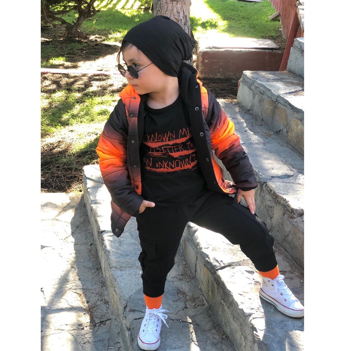 Erkek Çocuk 4'lü Eşofman Mont Takım-Erkek Çocuk Mont-Erkek Çocuk 4'lü Eşofman Mont Takım | QuzucukKids.com-QuzucukKids.com