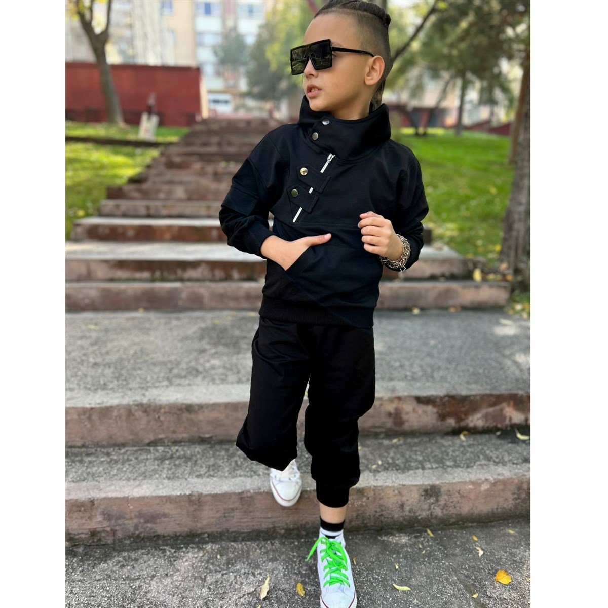 Erkek Çocuk Kapüşonlu Siyah Takım-Erkek Çocuk Alt Üst Takım-Erkek Çocuk Kapüşonlu Sarı Takım | QuzucukKids.com-QuzucukKids.com