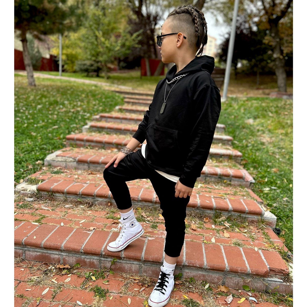 Erkek Çocuk Kapüşonlu Siyah Takım-Erkek Çocuk Alt Üst Takım-Erkek Çocuk Kapüşonlu Sarı Takım | QuzucukKids.com-QuzucukKids.com