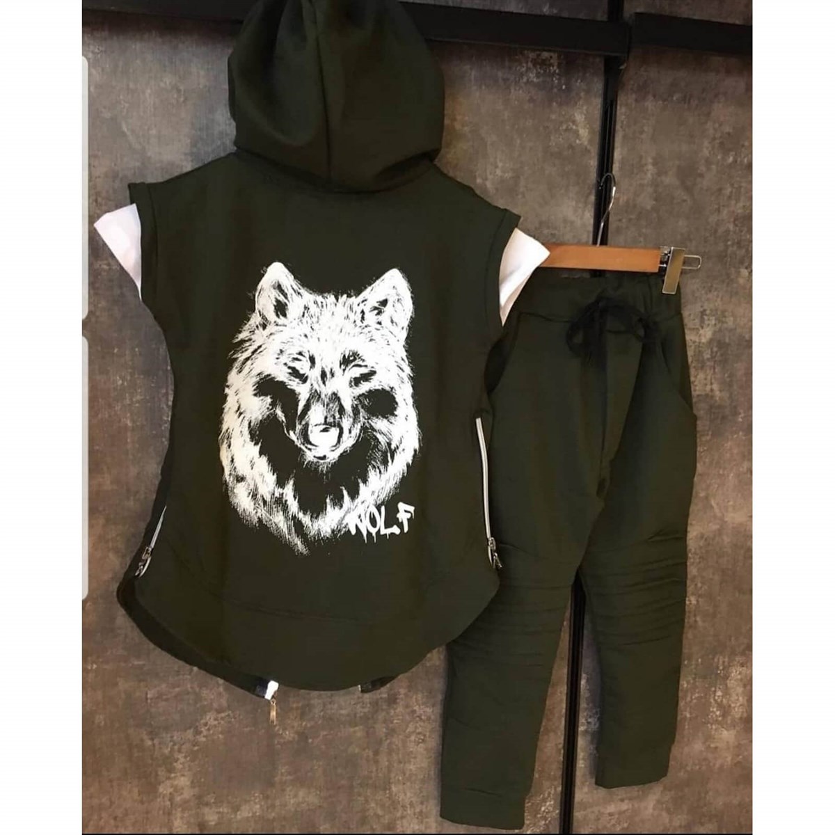 Erkek Çocuk Kurt Figürlü Yelekli Spor Takım-Kid Boy Cloth Sets-QuzucukKids.com