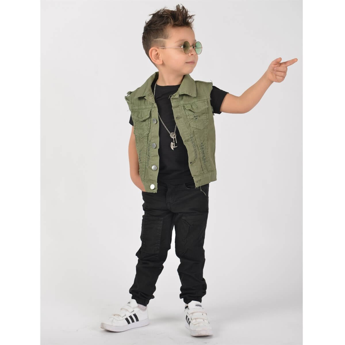 Erkek Çocuk Yeşil Kot Yelekli Takım-Erkek Çocuk Alt Üst Takım-QuzucukKids.com