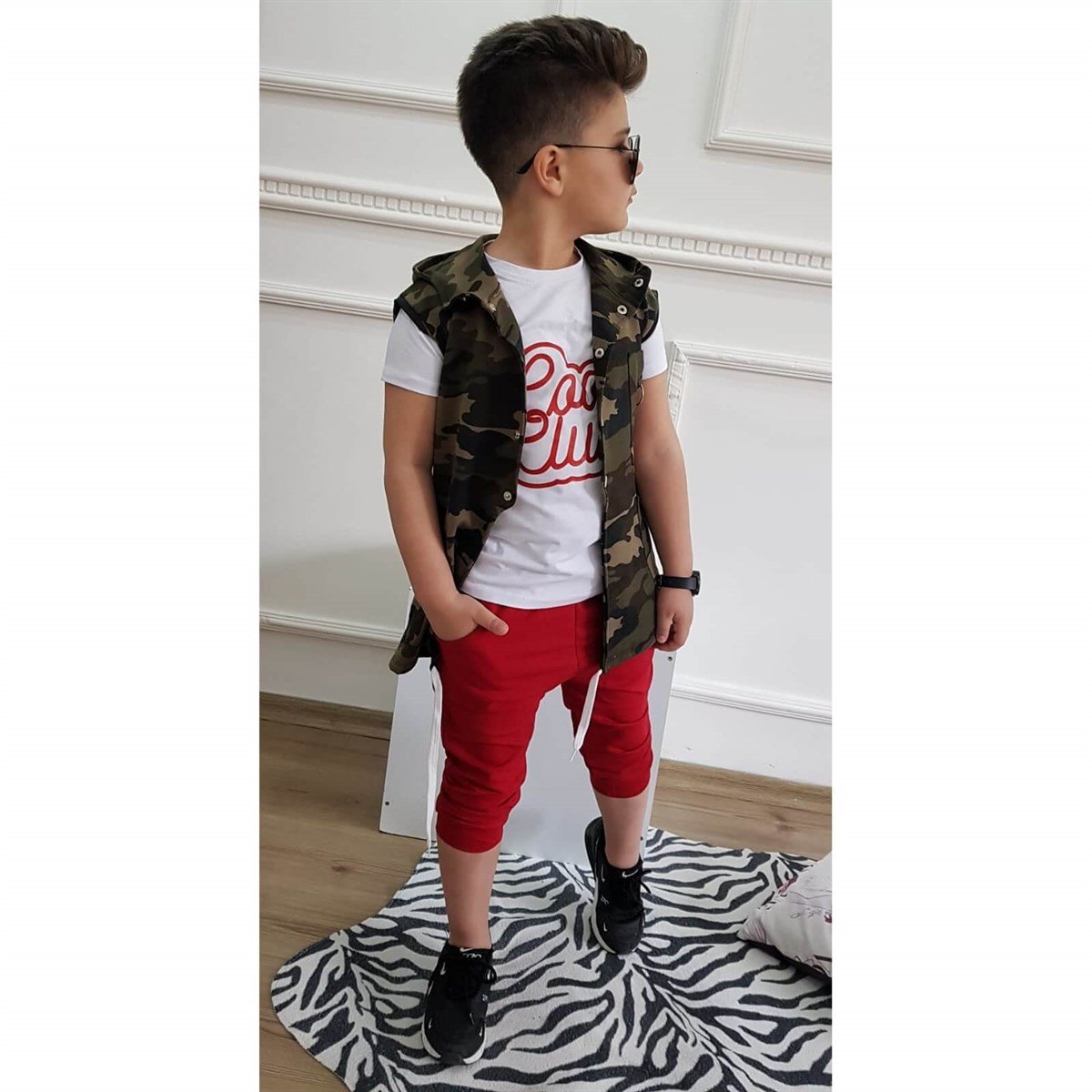 Erkek Çocuk Zincir Detaylı Kırmızı Kaprili Kamuflaj Takım-Erkek Çocuk Alt Üst Takım-QuzucukKids.com