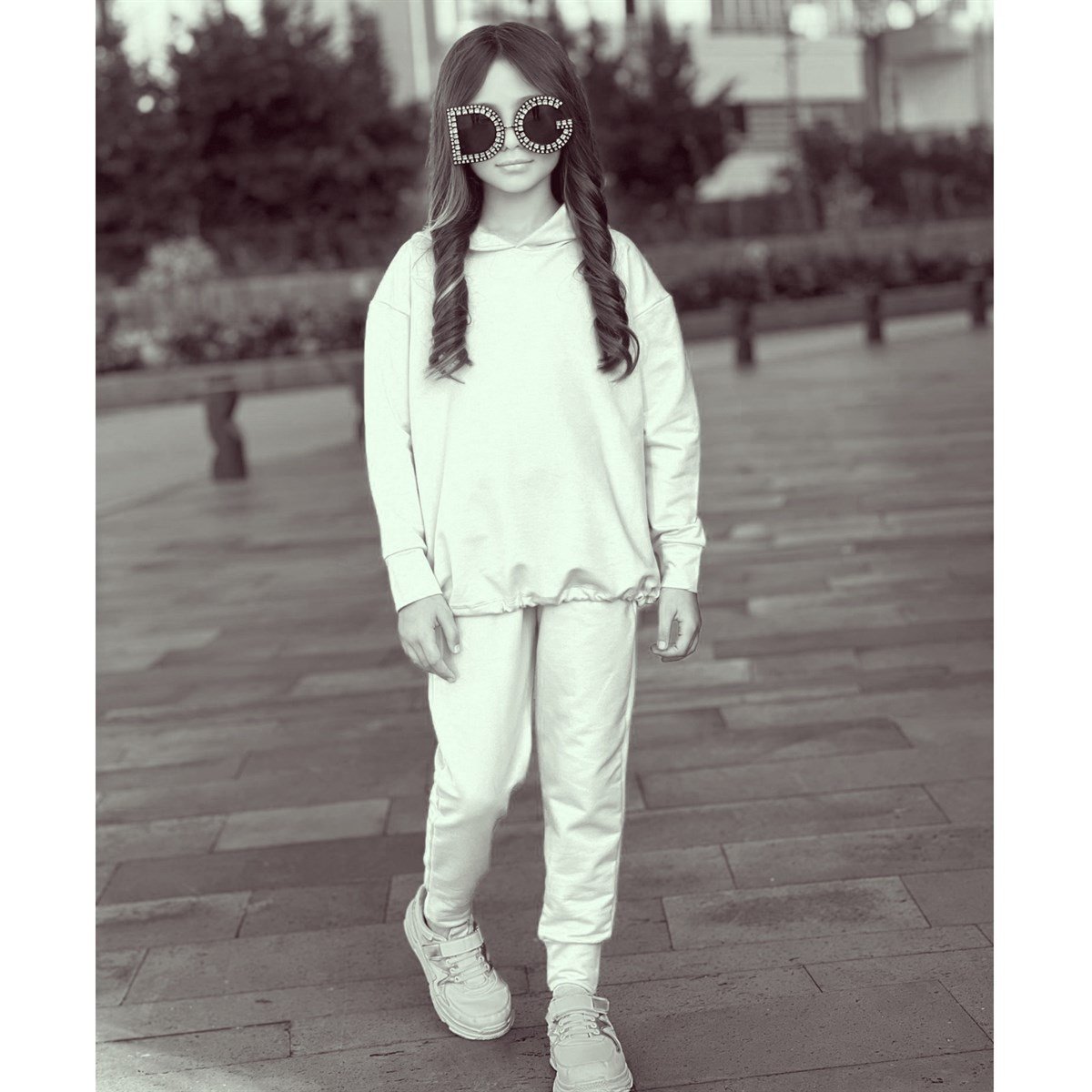 Kız Çocuk Kapüşonlu Beyaz Takım-Kız Çocuk Alt Üst Takım-Kız Çocuk Kemerli Ekose Set | QuzucukKids.com-QuzucukKids.com