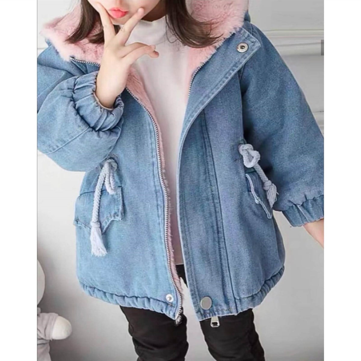 Kız Çocuk Kürklü Yıldız Figürlü Kot Ceket-Kız Çocuk Tek Alt & Üst-QuzucukKids.com