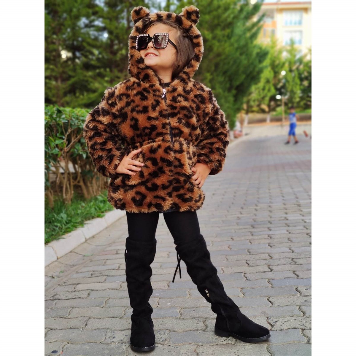 Kız Çocuk Leopar Desenli Peluş Ceket-Kız Çocuk Mont-QuzucukKids.com