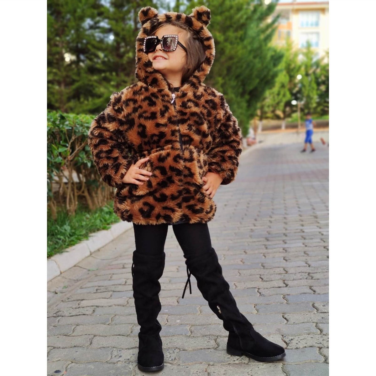 Kız Çocuk Leopar Desenli Peluş Ceket-Kız Çocuk Mont-QuzucukKids.com