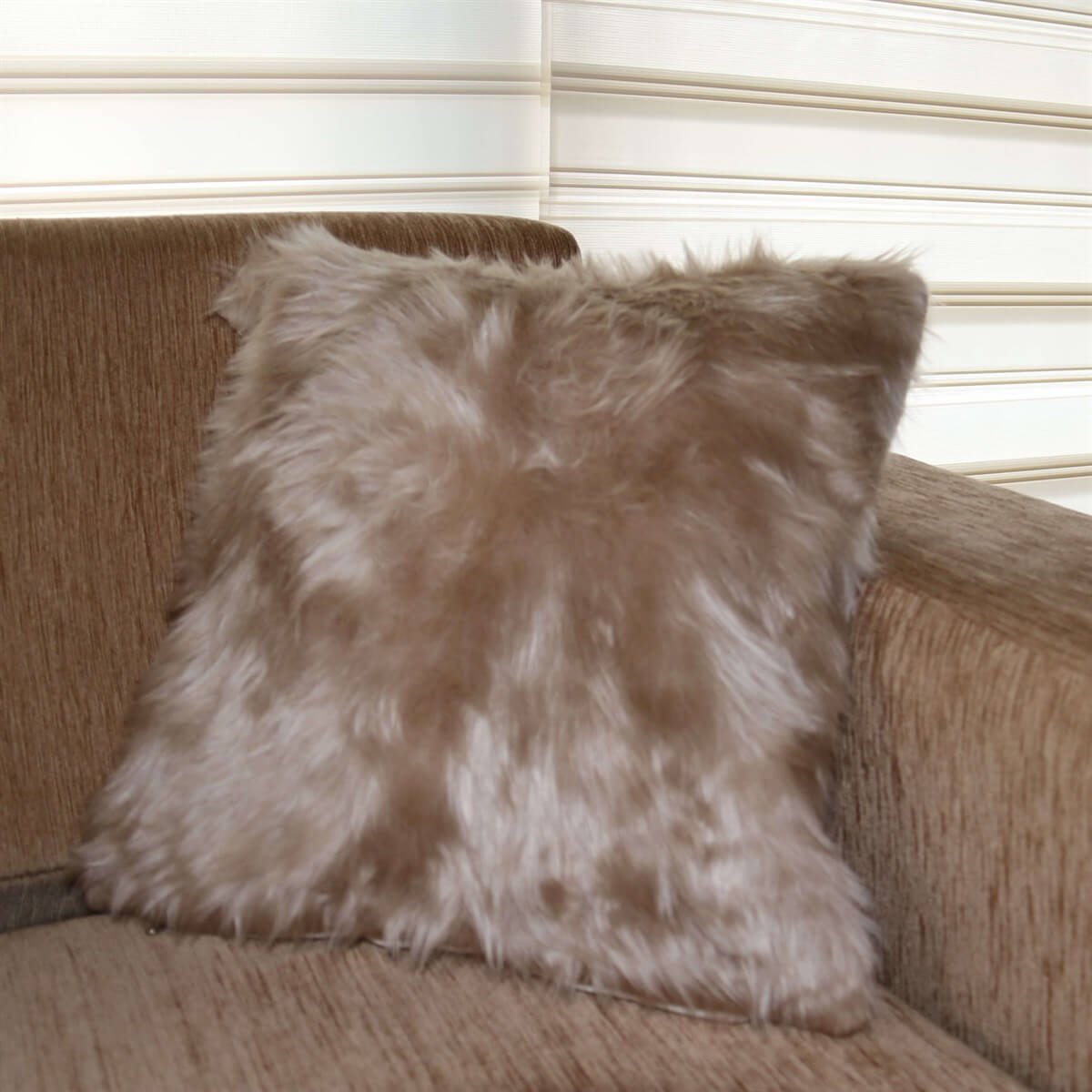 Peluş Kare Kırlent Kılıfı 40*40 cm-Kız Çocuk Aksesuar-QuzucukKids.com