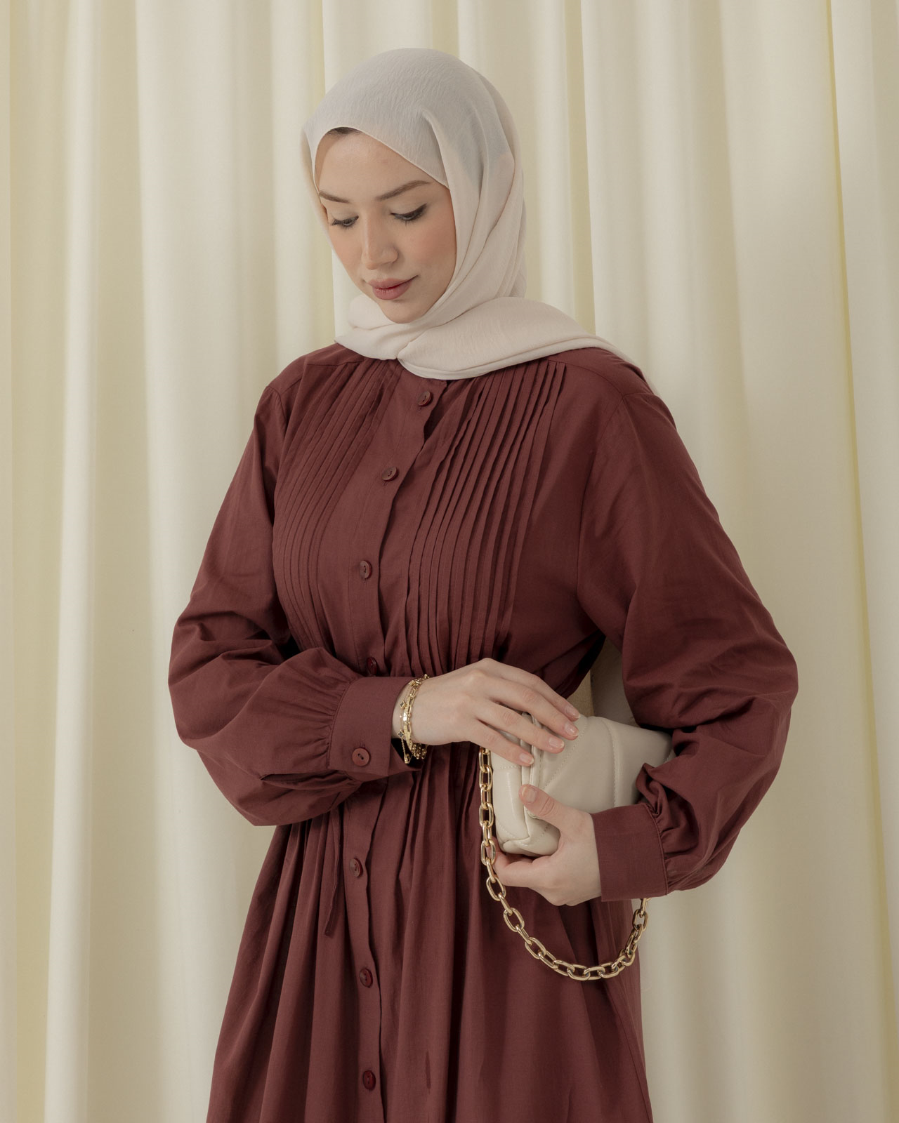 Allerli Boydan Düğmeli Bordo Elbise