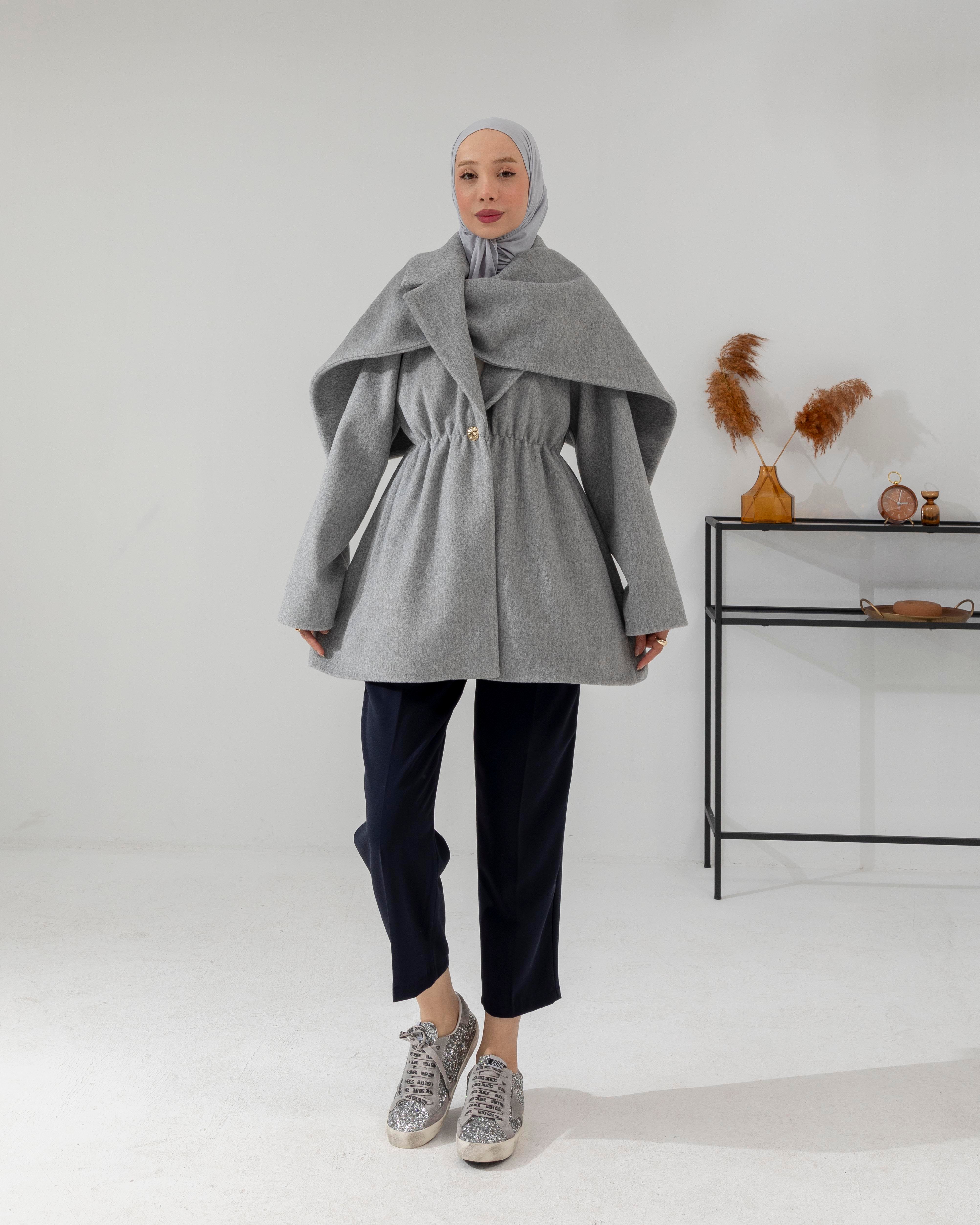 Atkı Detaylı Beli Lastikli Gri Kaşe Ceket