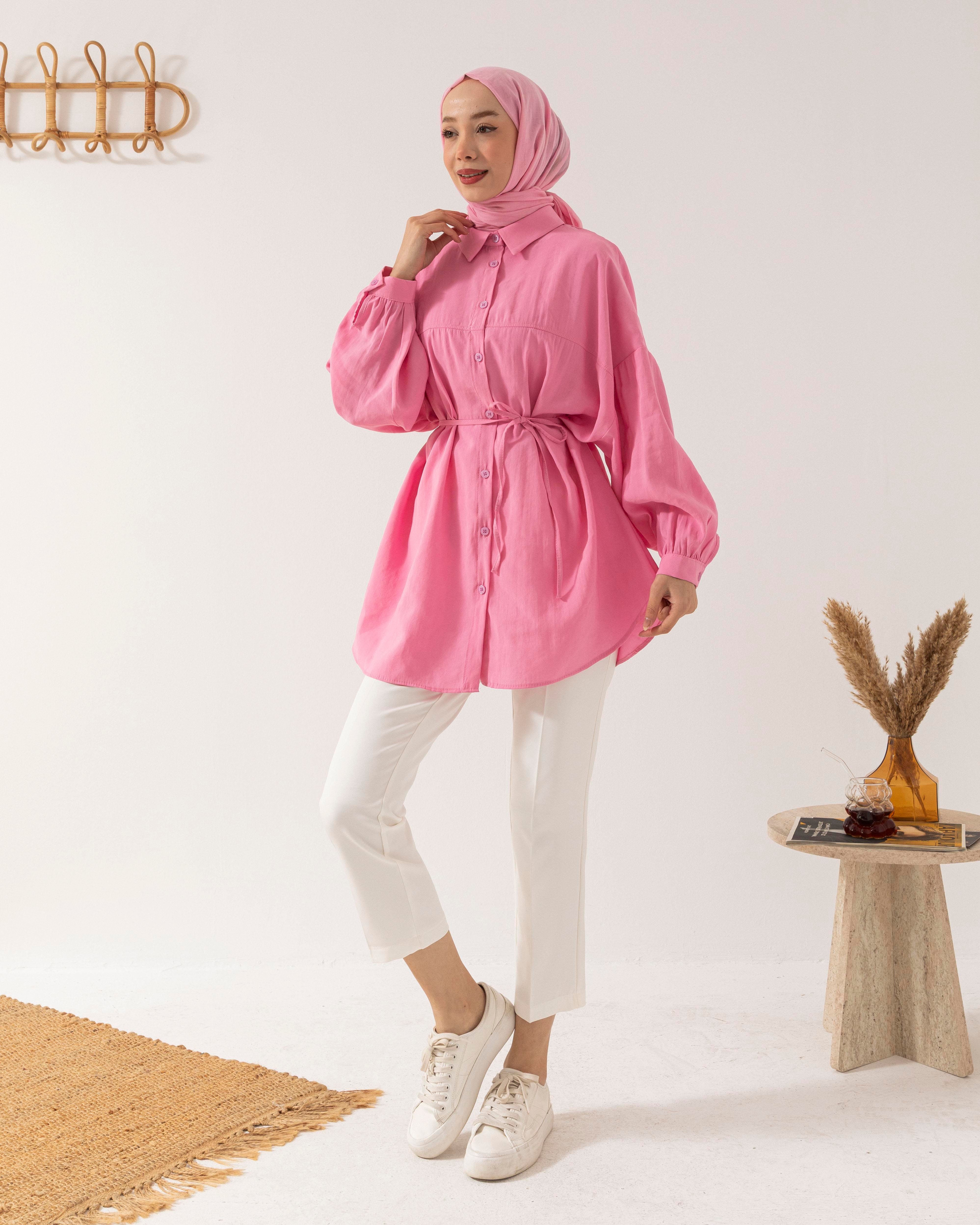 Beli Lastikli Beyaz Pantolon