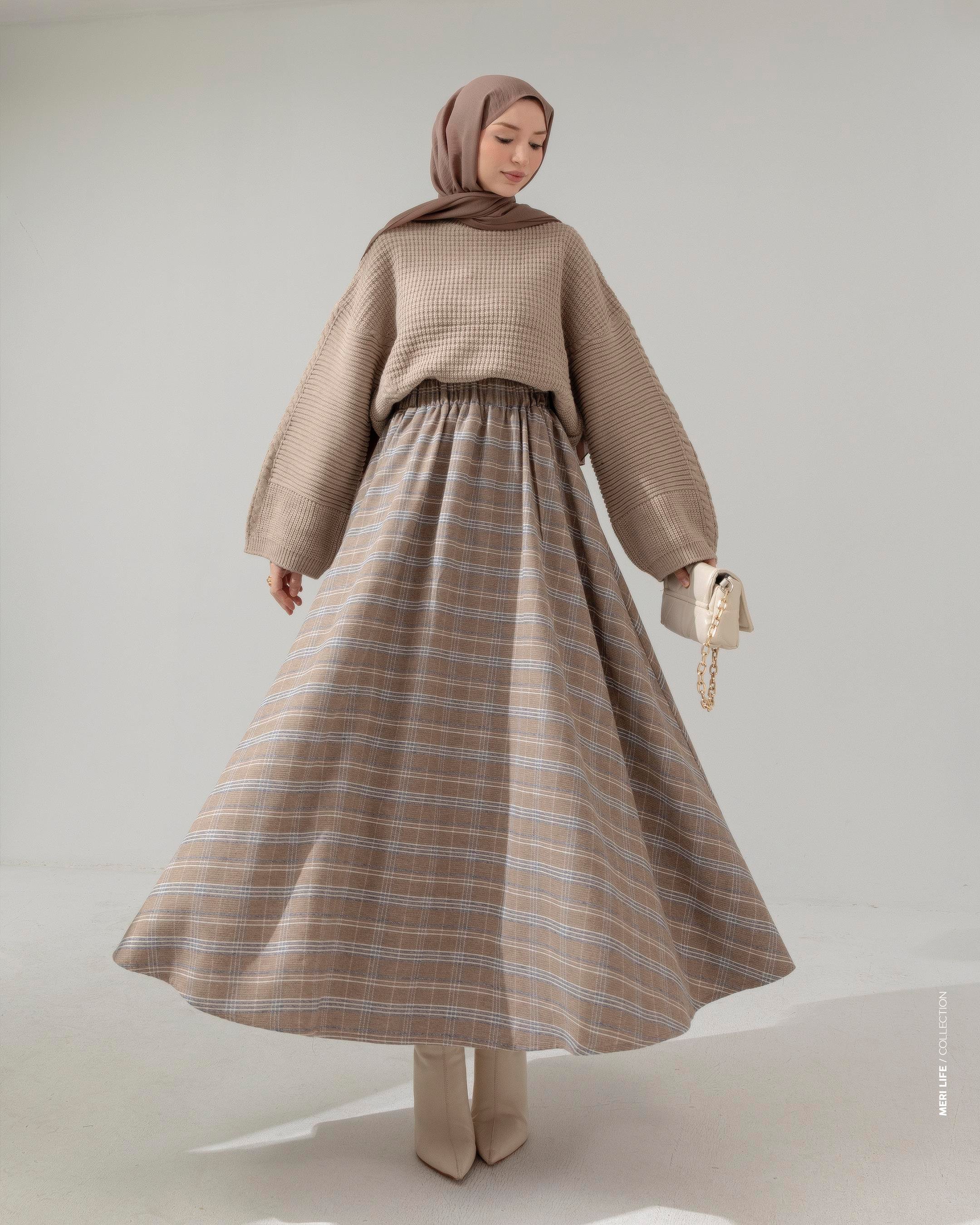 Beli Lastikli Ekoseli Bej Etek