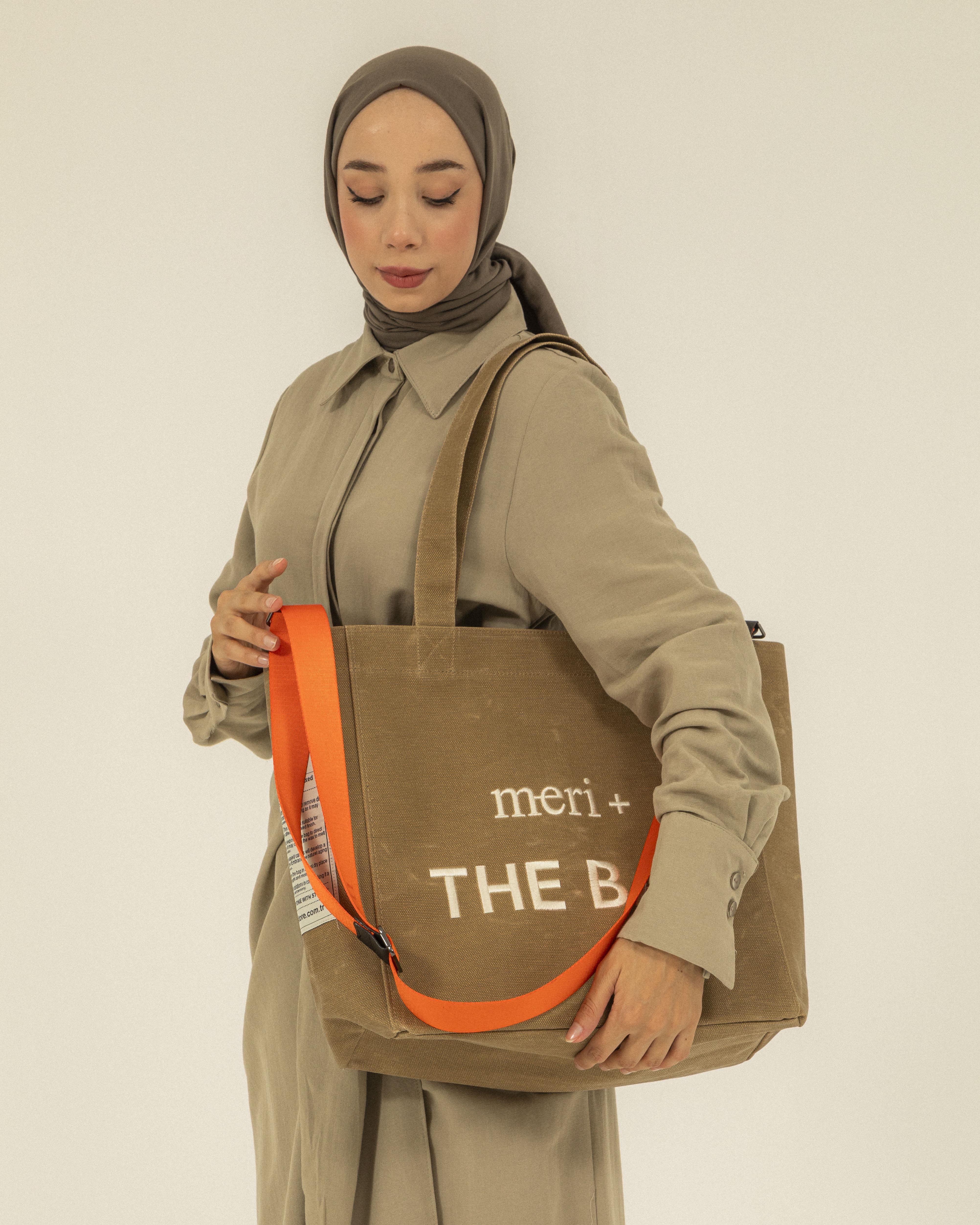 Büyük Boy Bej Kanvas Çanta-Turuncu Kayış