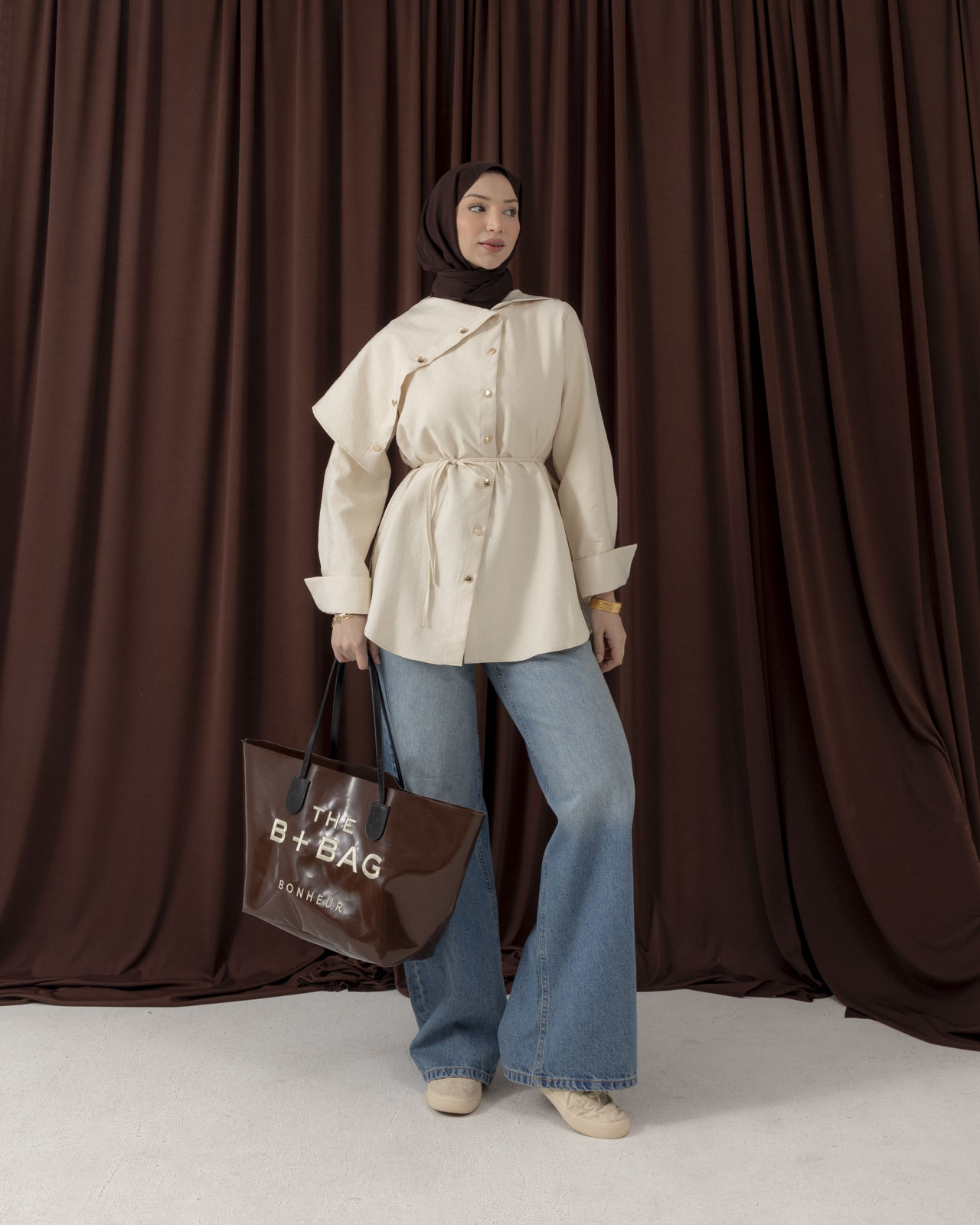 Büyük Yaka Krem Gömlek