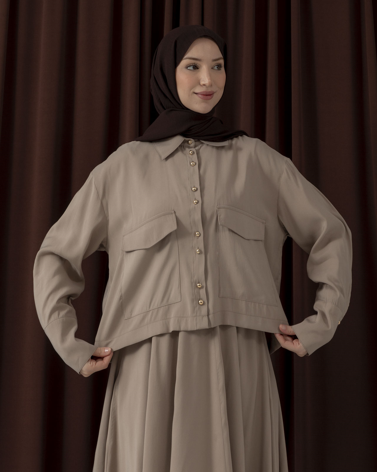 Cep Detaylı Etekli Taş Takım