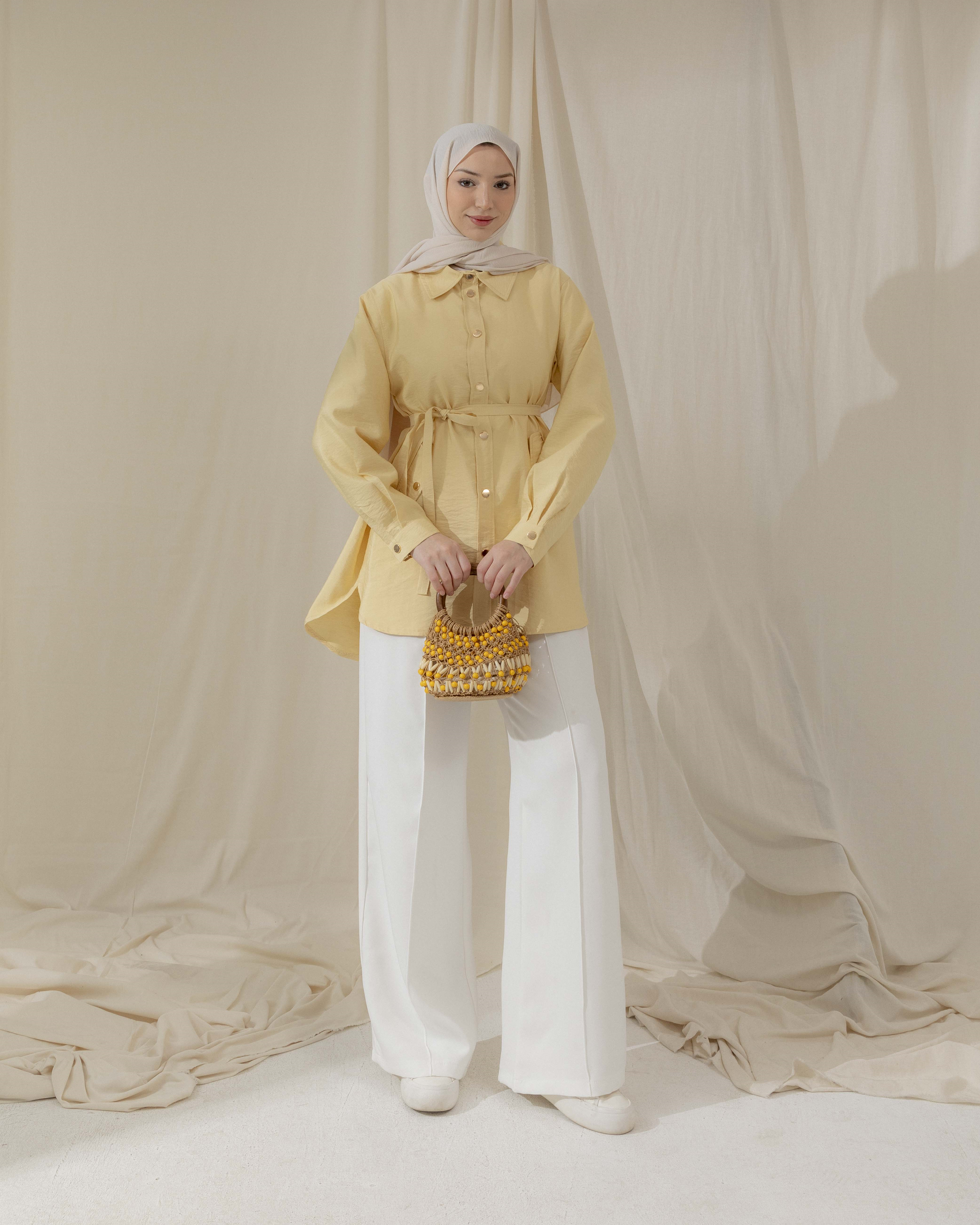 Cep Detaylı Sarı Gömlek