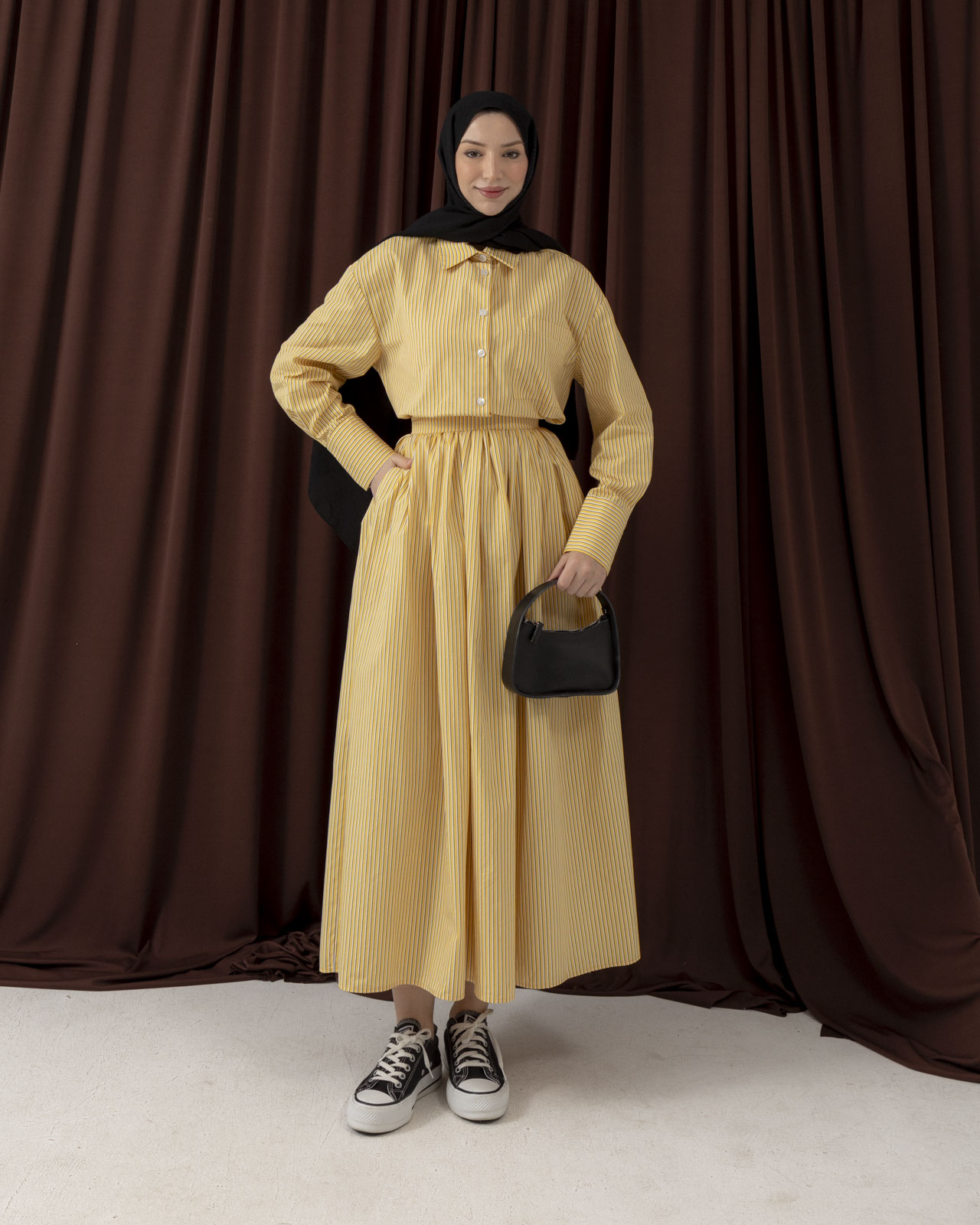 Çizgili Sarı Takım