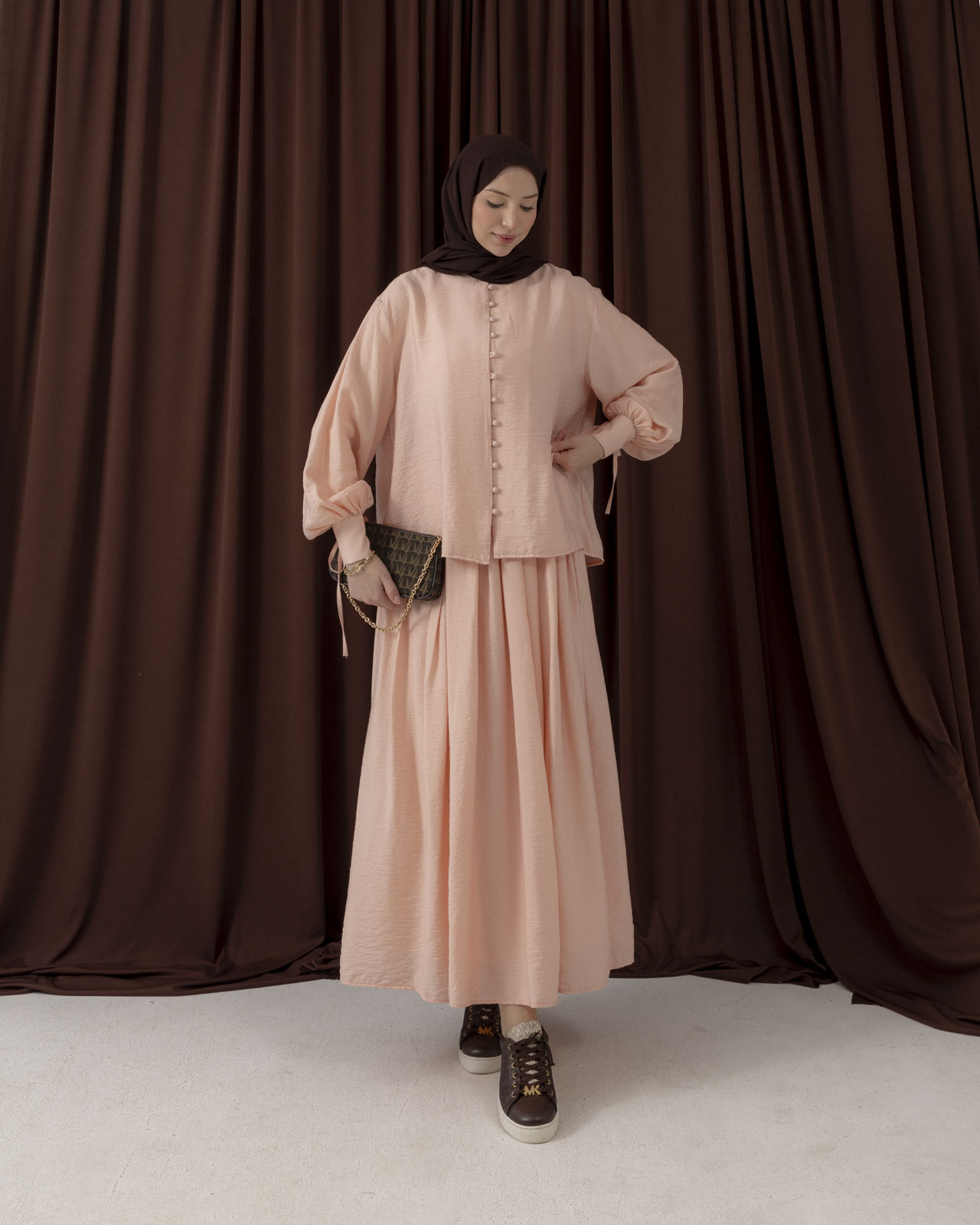 Düğme Detaylı Pembe Etekli Takım