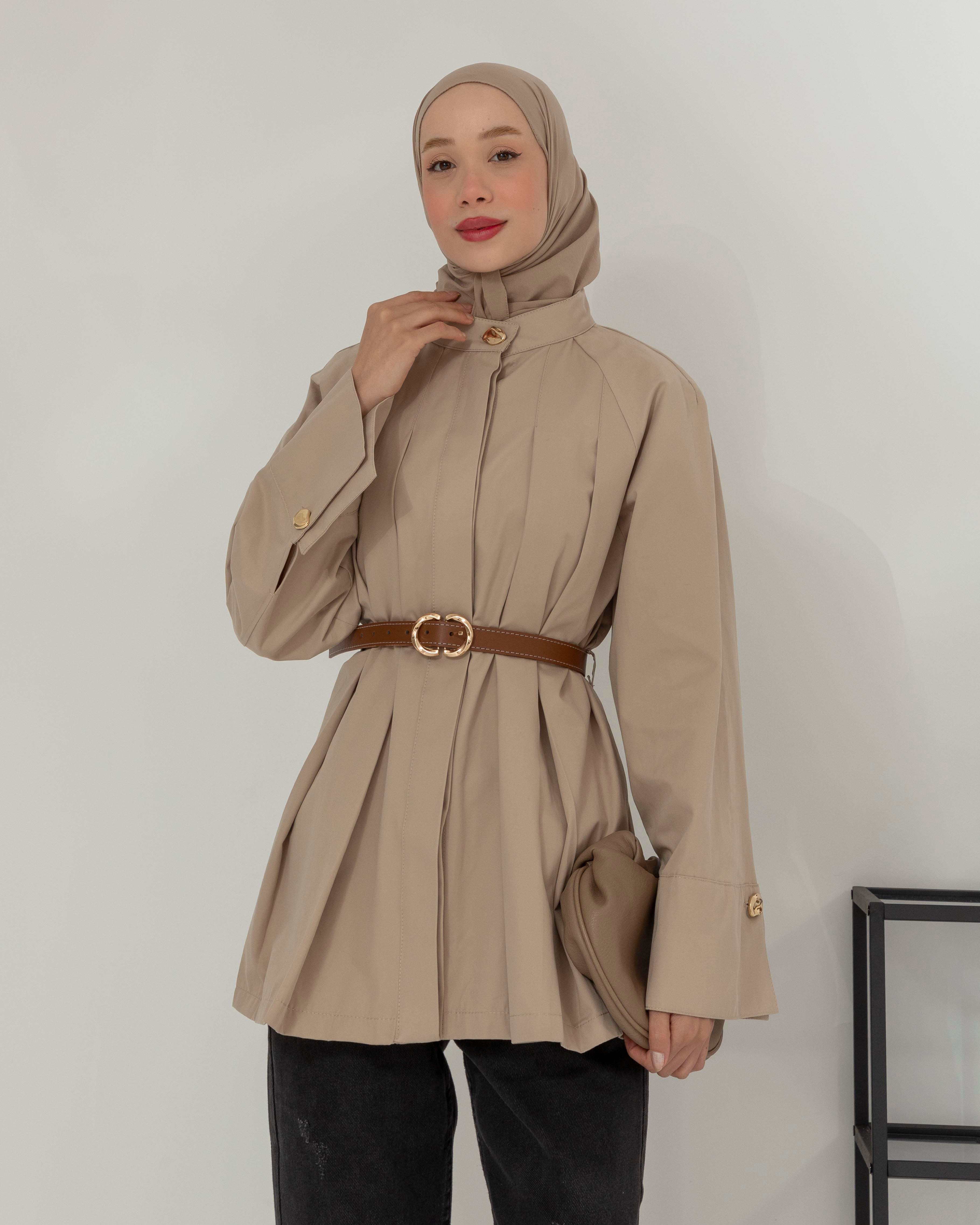 Gizli Düğmeli Kemerli Krem Trençkot