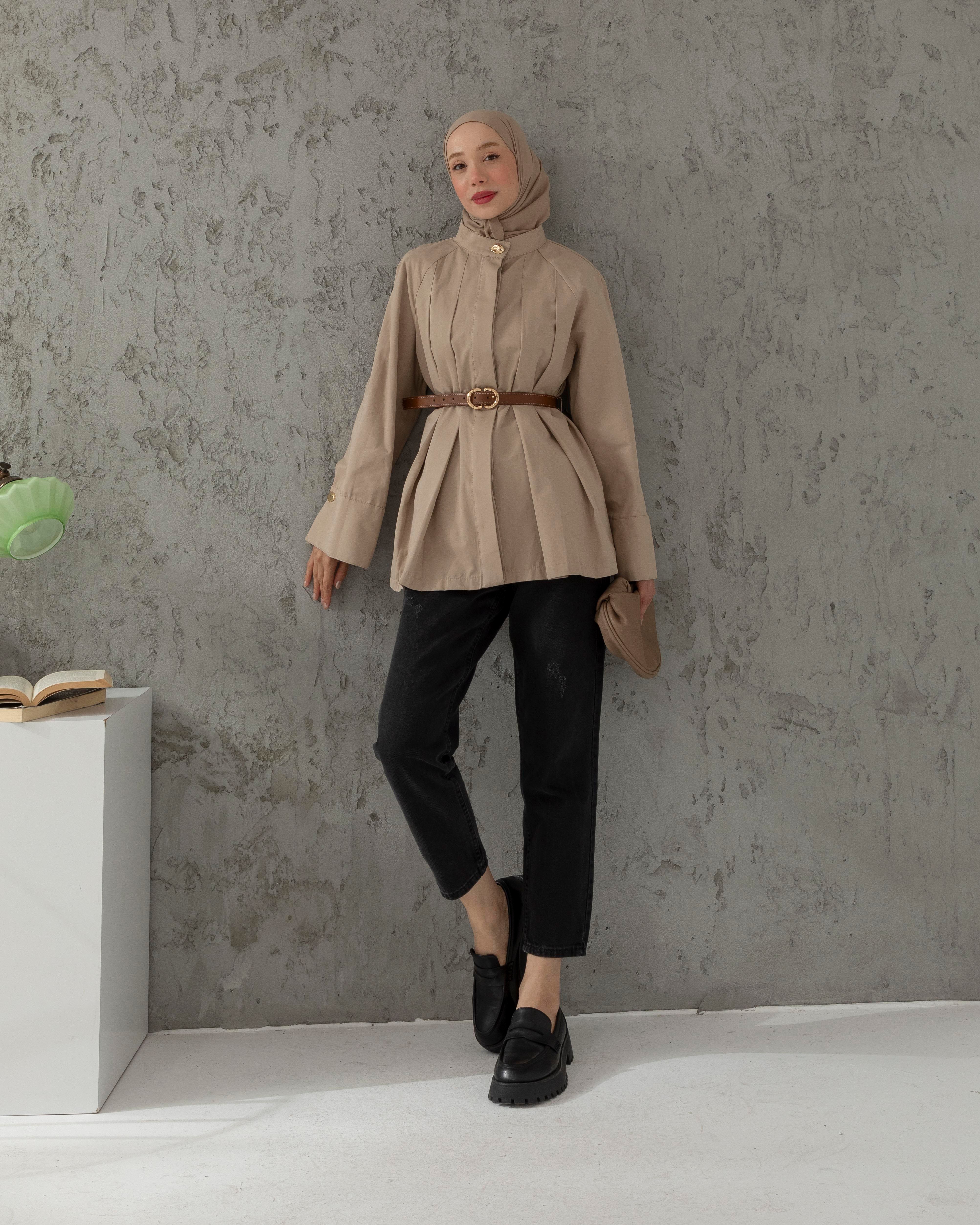 Gizli Düğmeli Kemerli Krem Trençkot