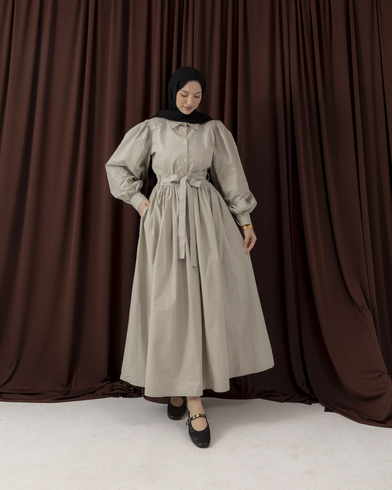 İnari Taş Etekli Takım