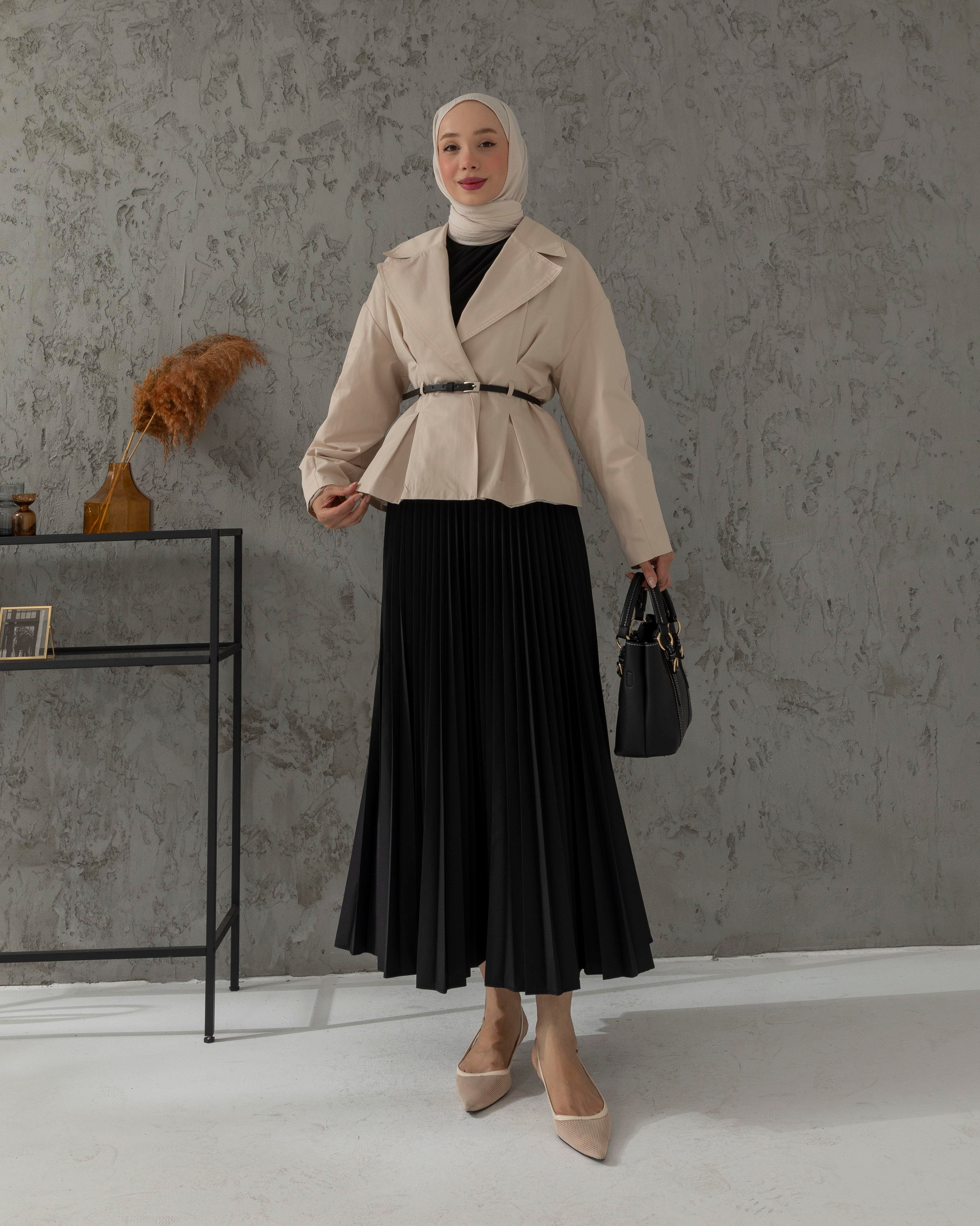 Kemerli Krem Kısa Trençkot