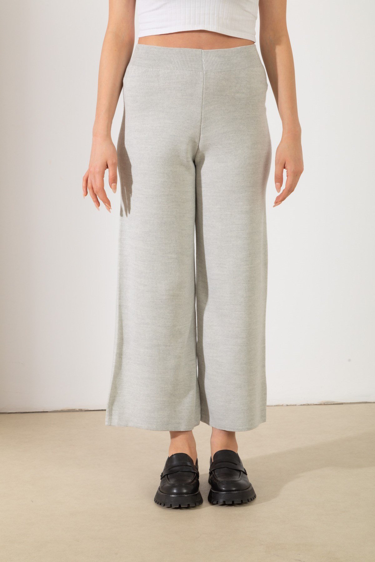 Oversize Beli Lastikli Gri Triko Pantolon