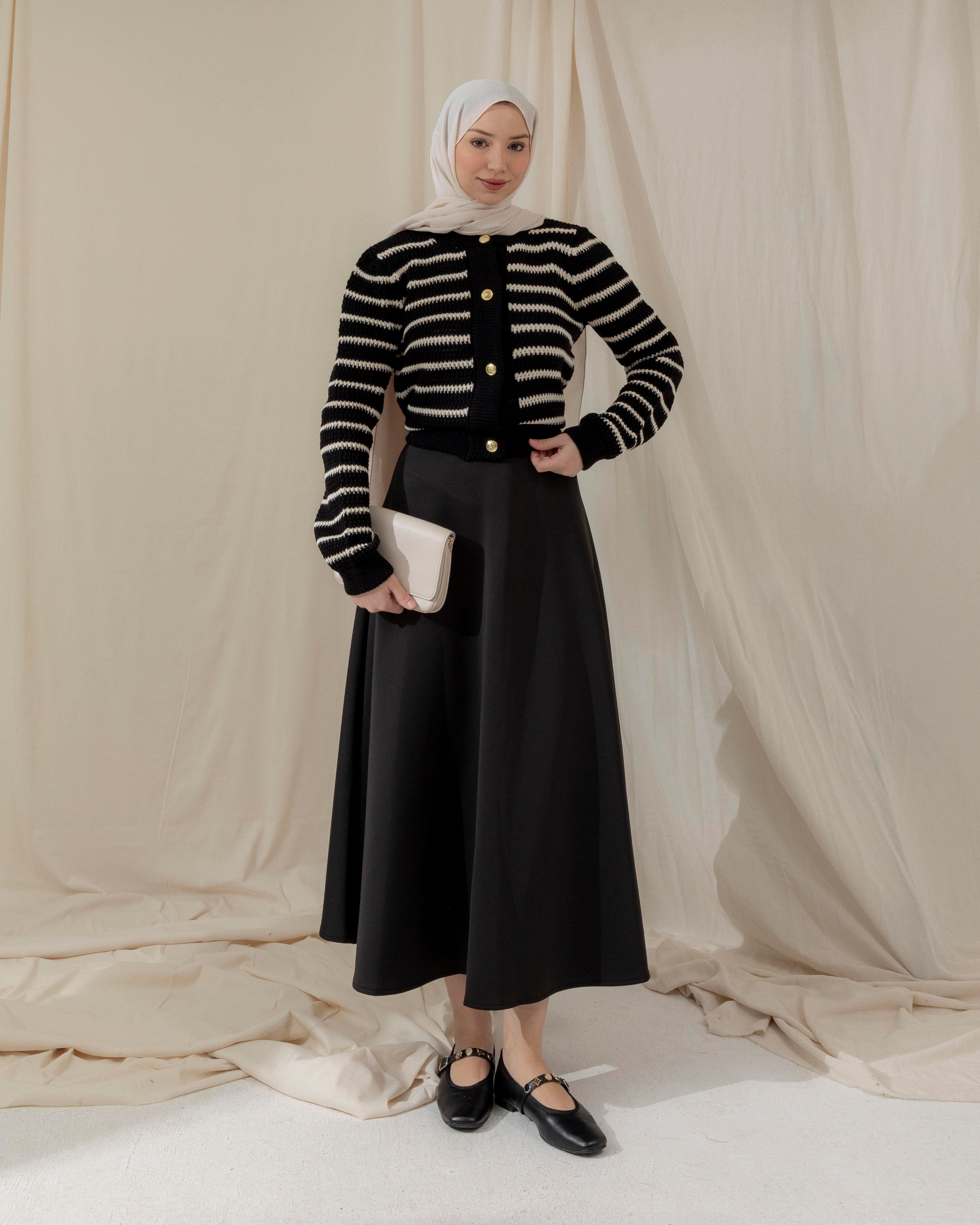 Şeritli Siyah Triko Hırka