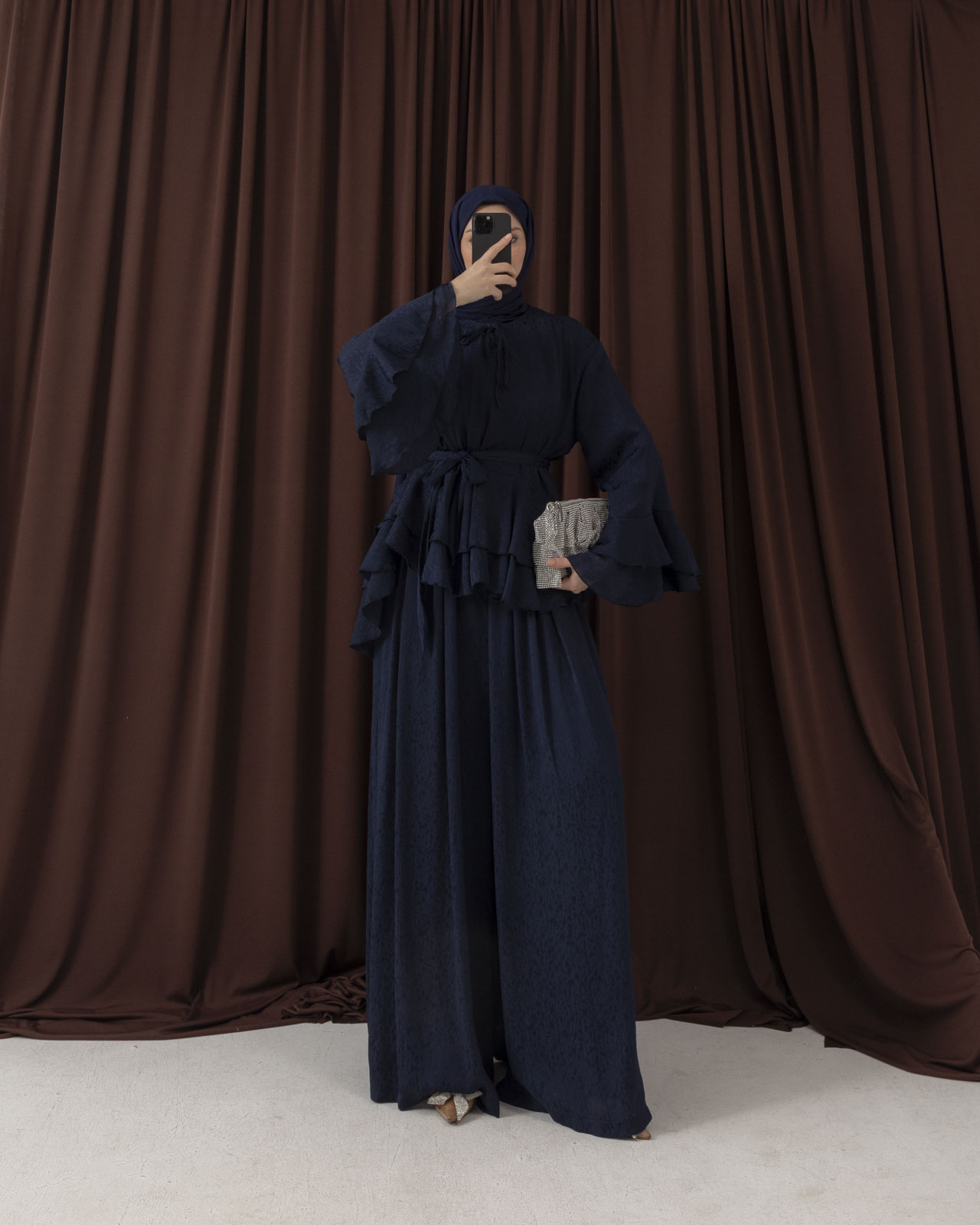 Volanlı Lacivert Takım