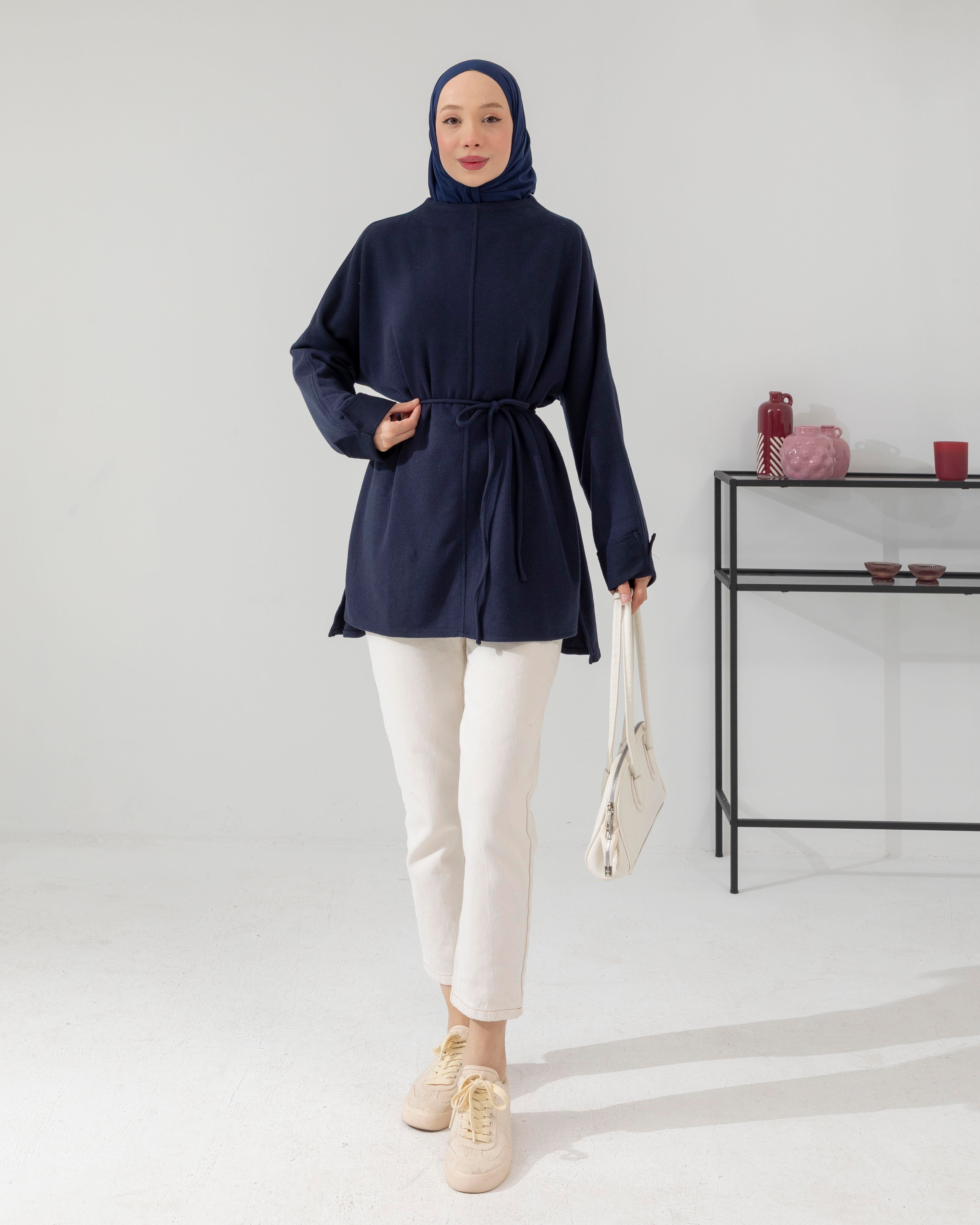 Yan Yırtmaçlı Lacivert Tunik