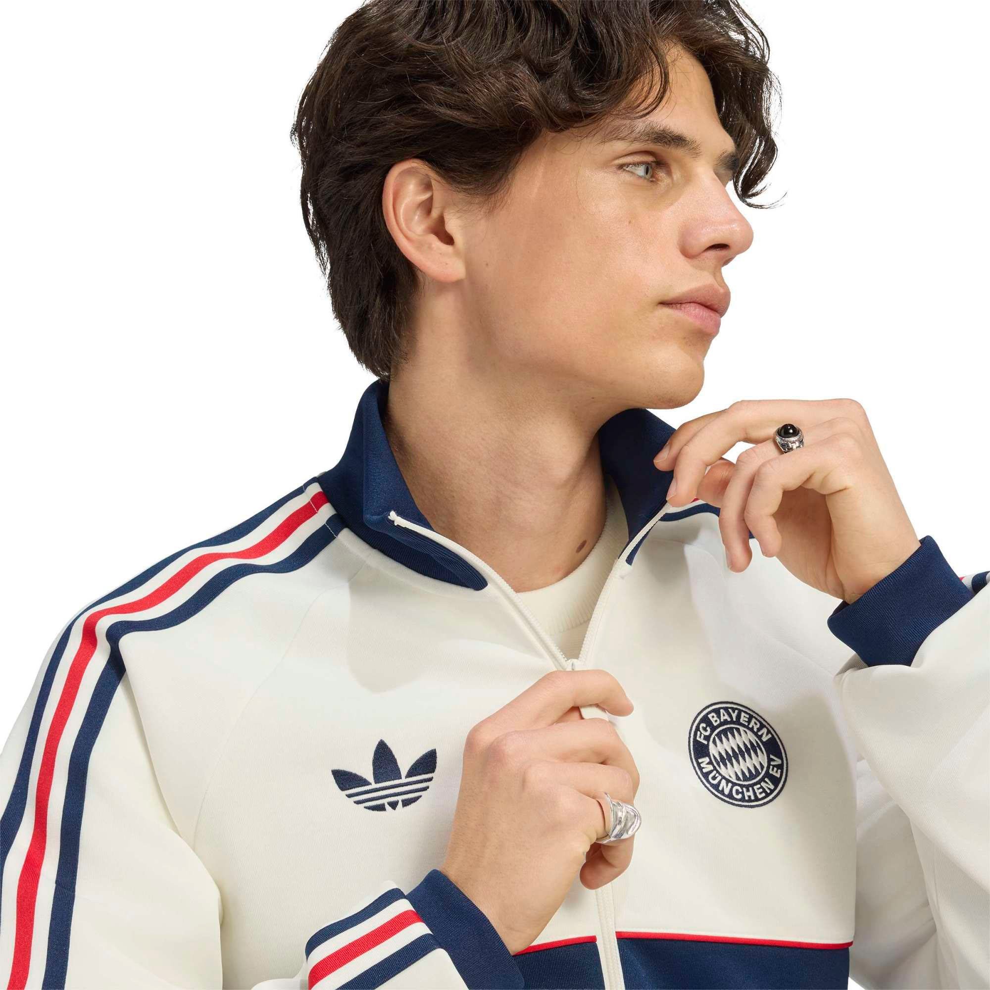 Adidas Bayern Munih Erkek Futbol Eşofman Üstü KG2241 FCB OG2 TT