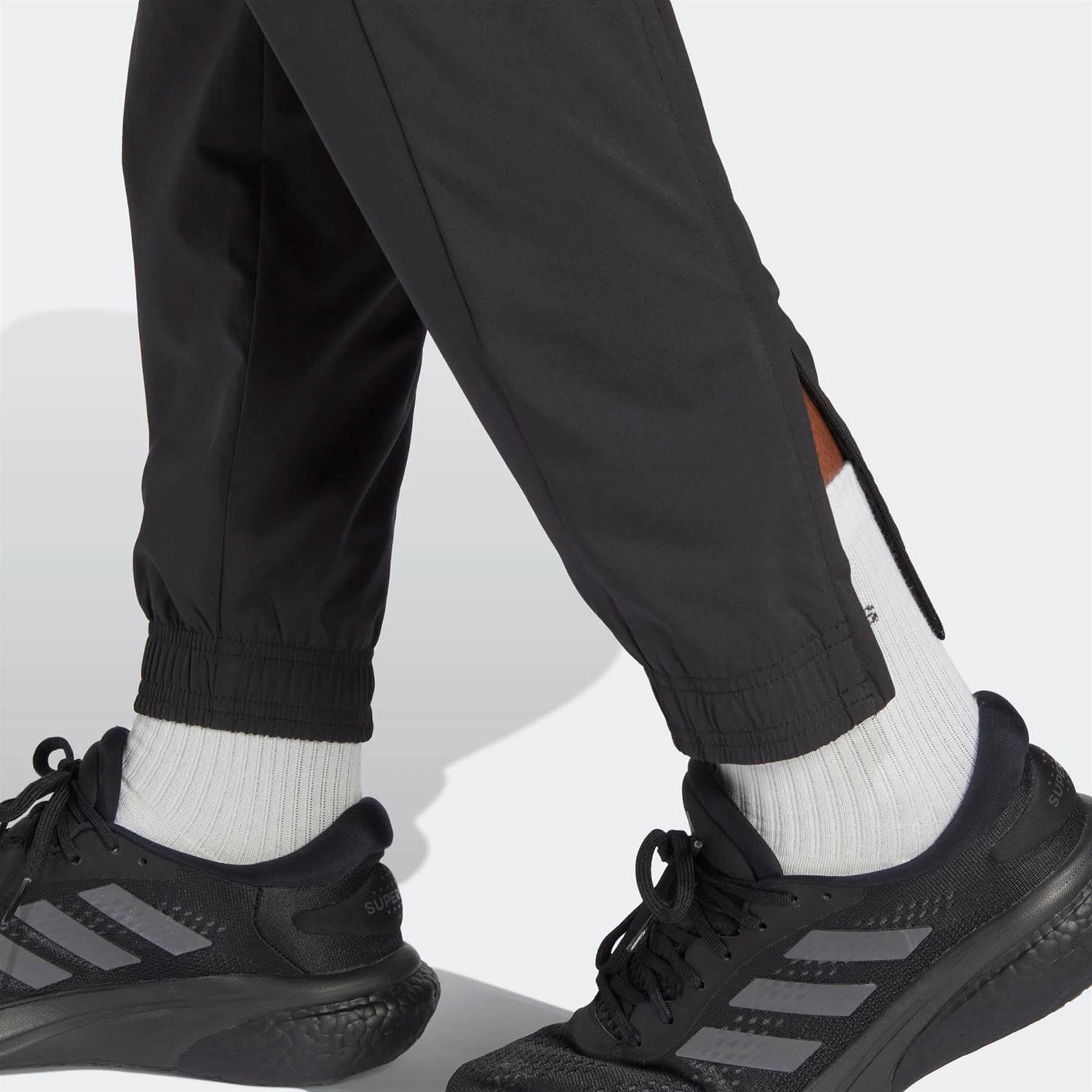 Adidas Erkek Futbol Eşofman Altı Mufc Icon Wo Pn Ht1993