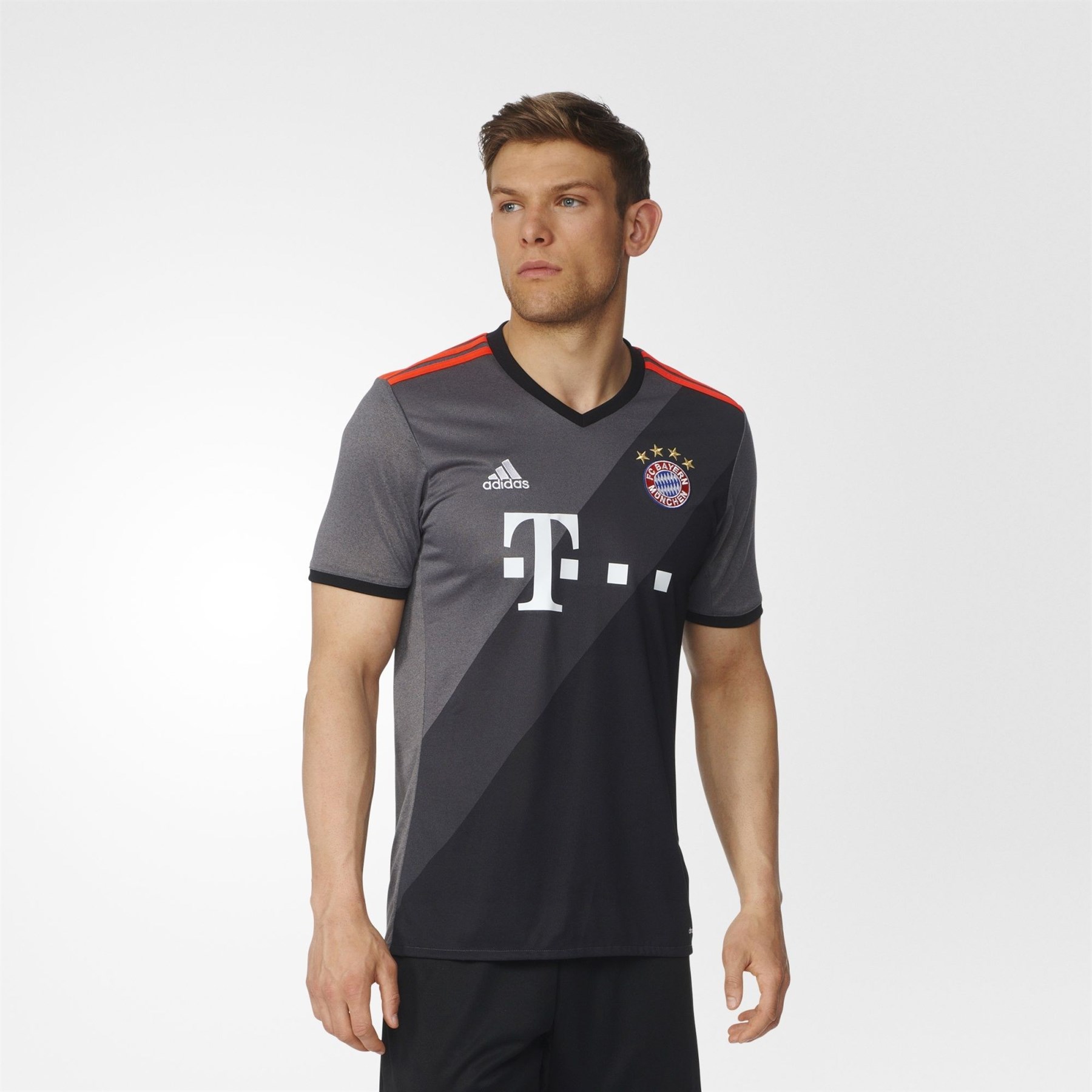 adidas-erkek-futbol-t-shirt-