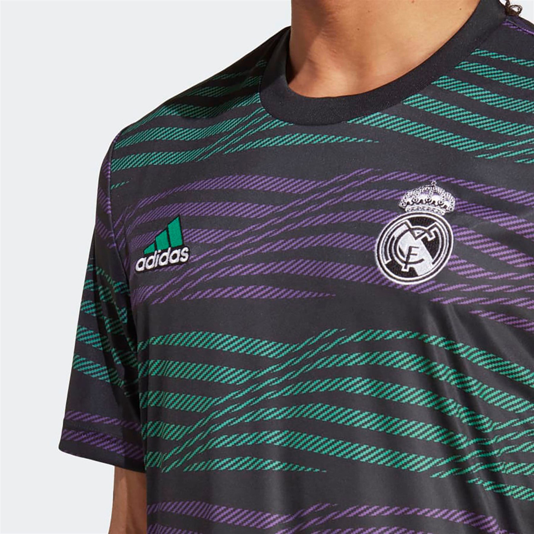 Adidas Erkek Futbol T-Shirt Real Madrid Preshi Ht8799