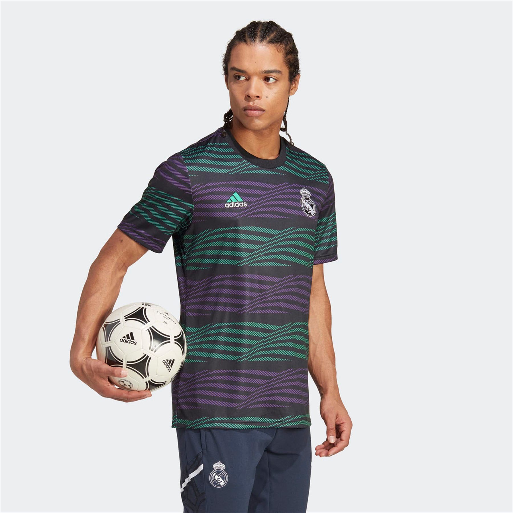 Adidas Erkek Futbol T-Shirt Real Madrid Preshi Ht8799