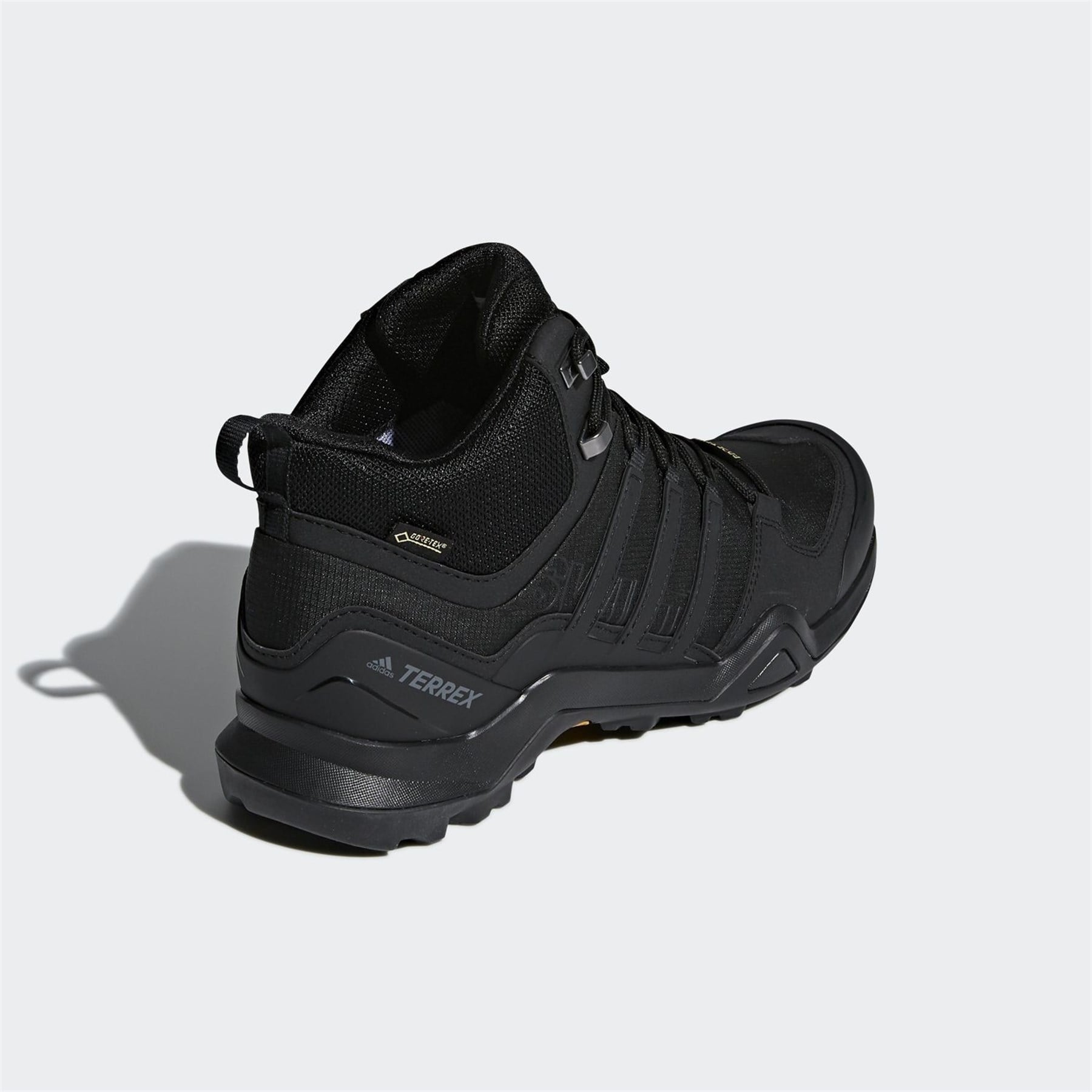Adidas Erkek Günlük Ayakkabı Cm7500 Terrex Swift R2 Mid Gtx TERREX SWIFT R2 MID GTX