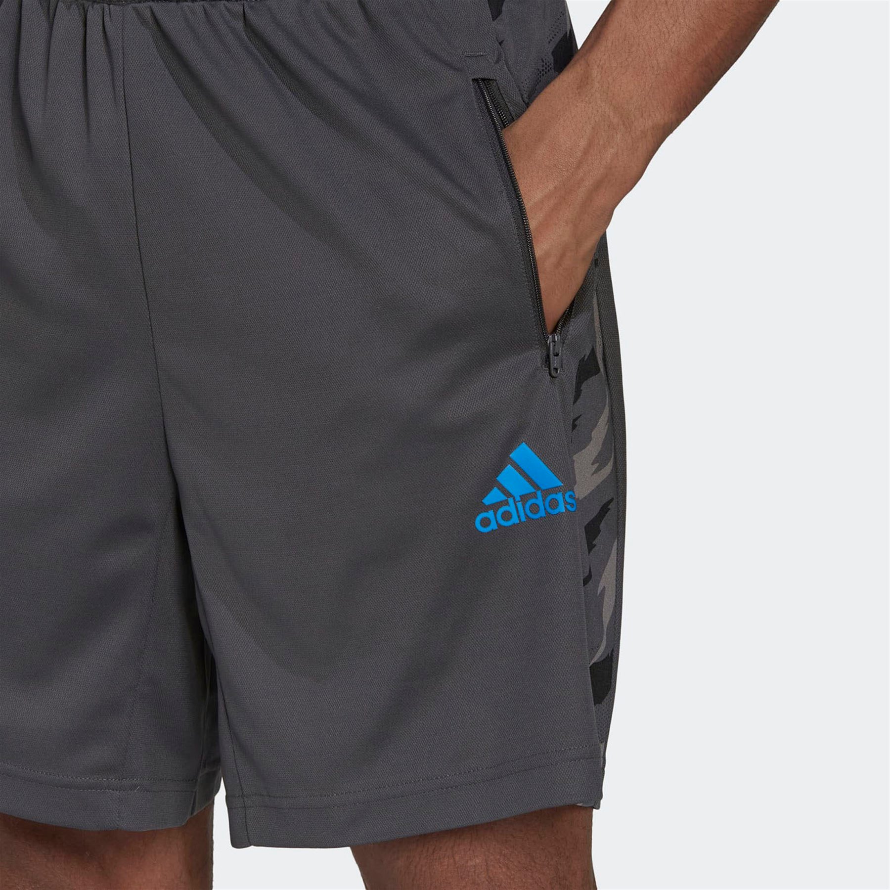 Adidas Erkek Günlük Şort Feelstrcamo Sho Hd4321
