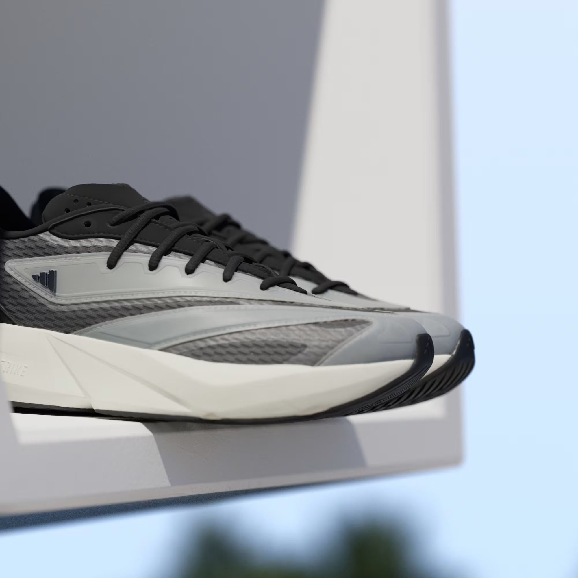 Adidas Erkek Günlük Spor Ayakkabı Lightblaze Js0913